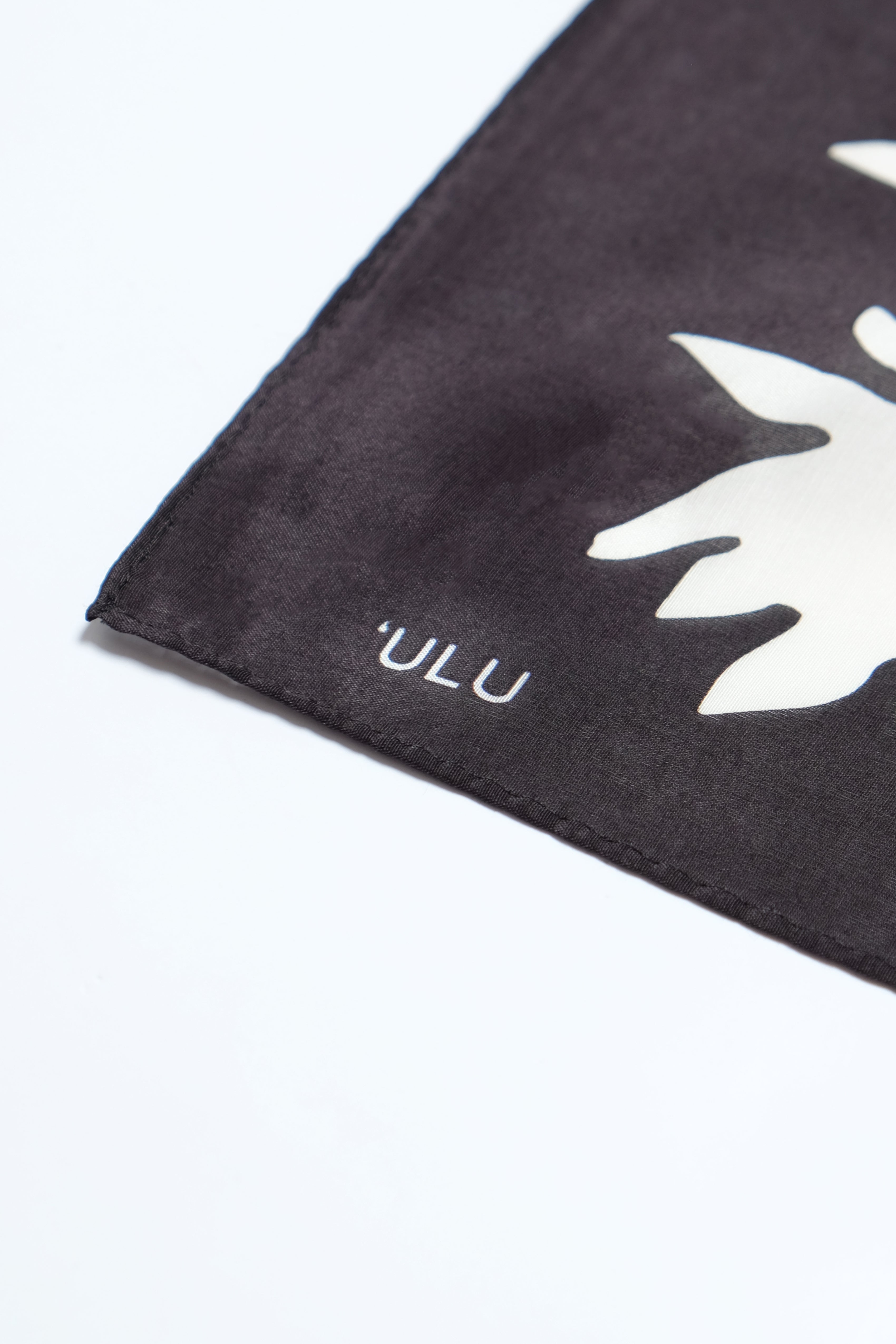 Cotton/Silk Bandana - ʻUlu - Black