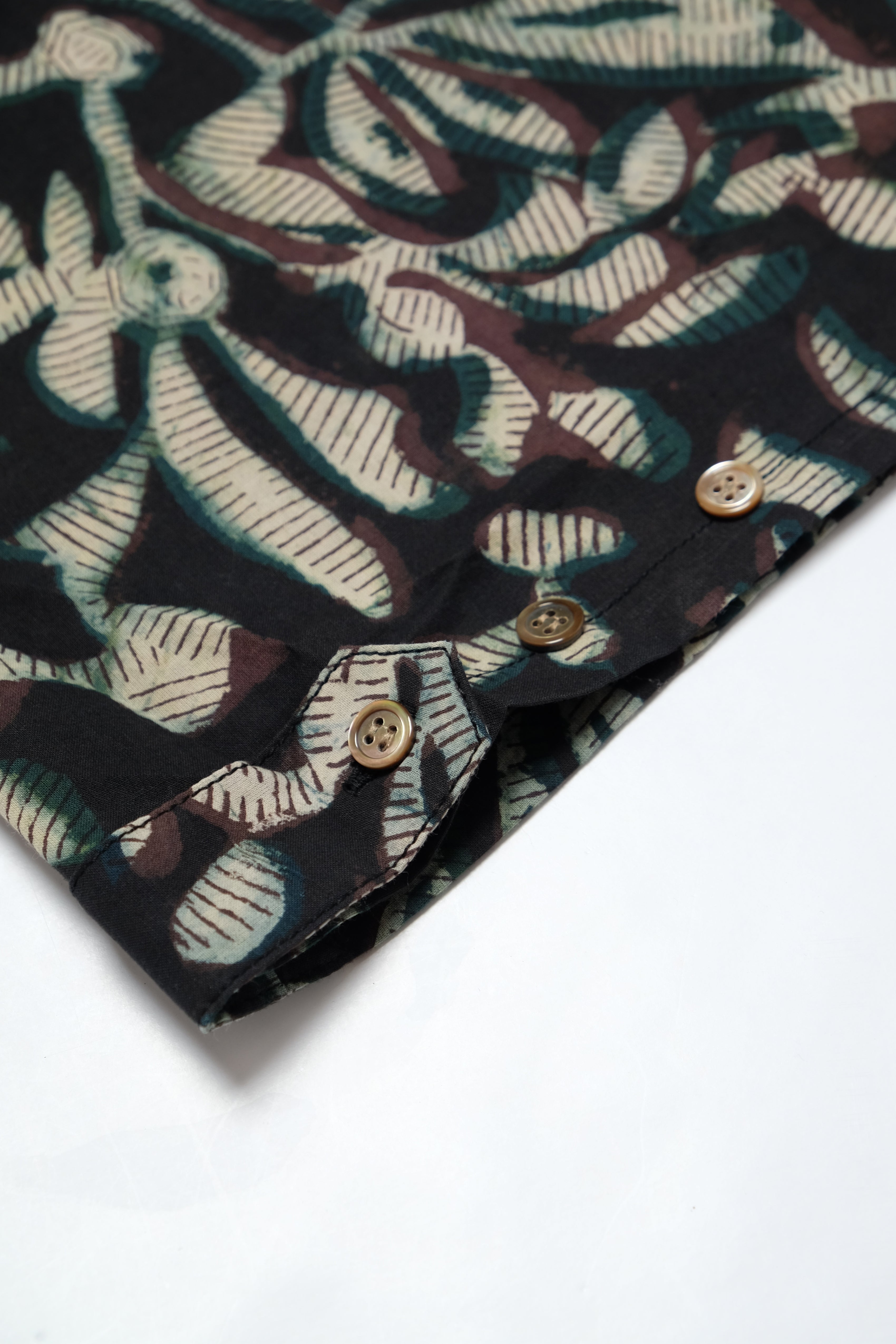Hapa Jac Shirt - Night Bloom - Green