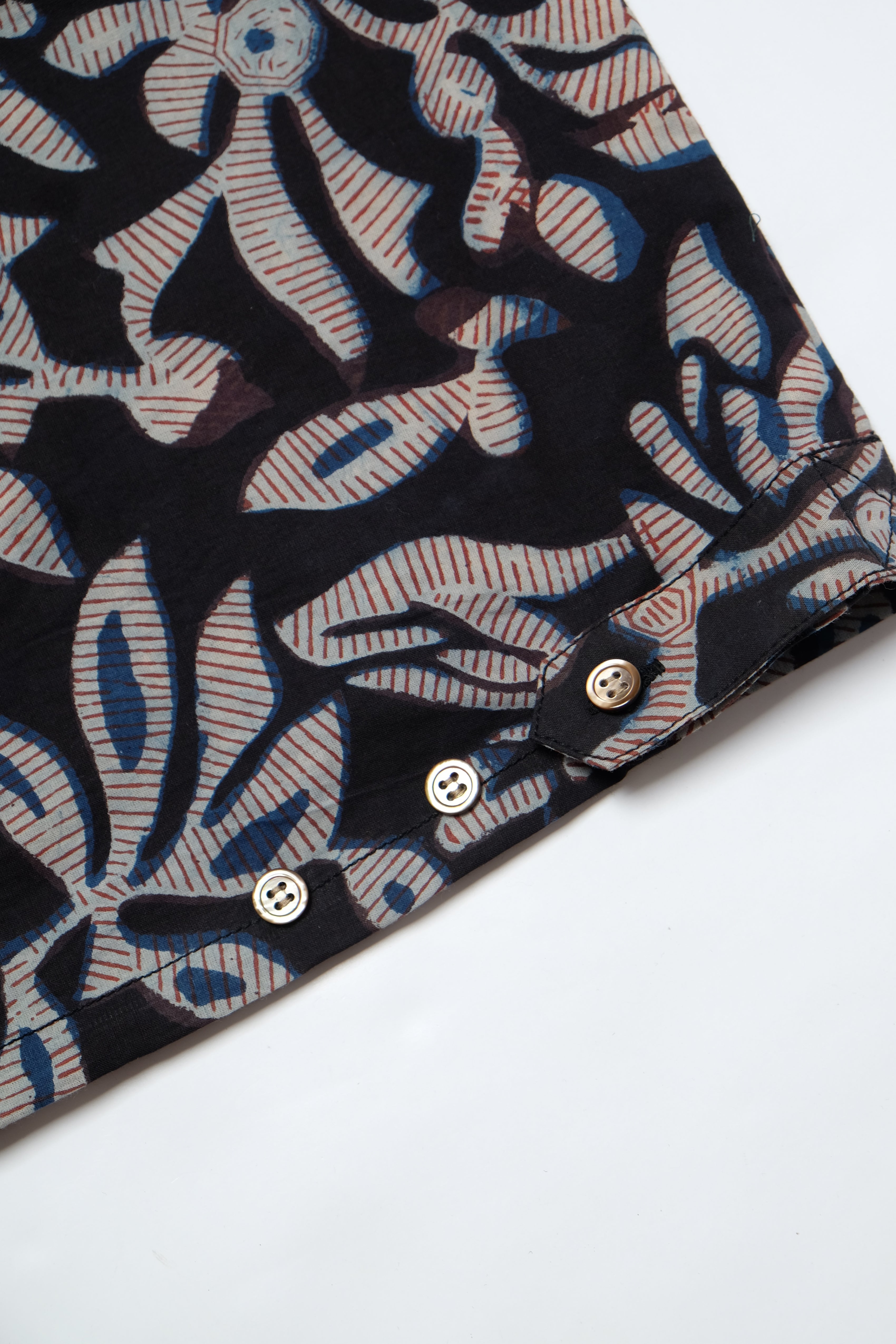 Hapa Jac Shirt - Night Bloom - Black