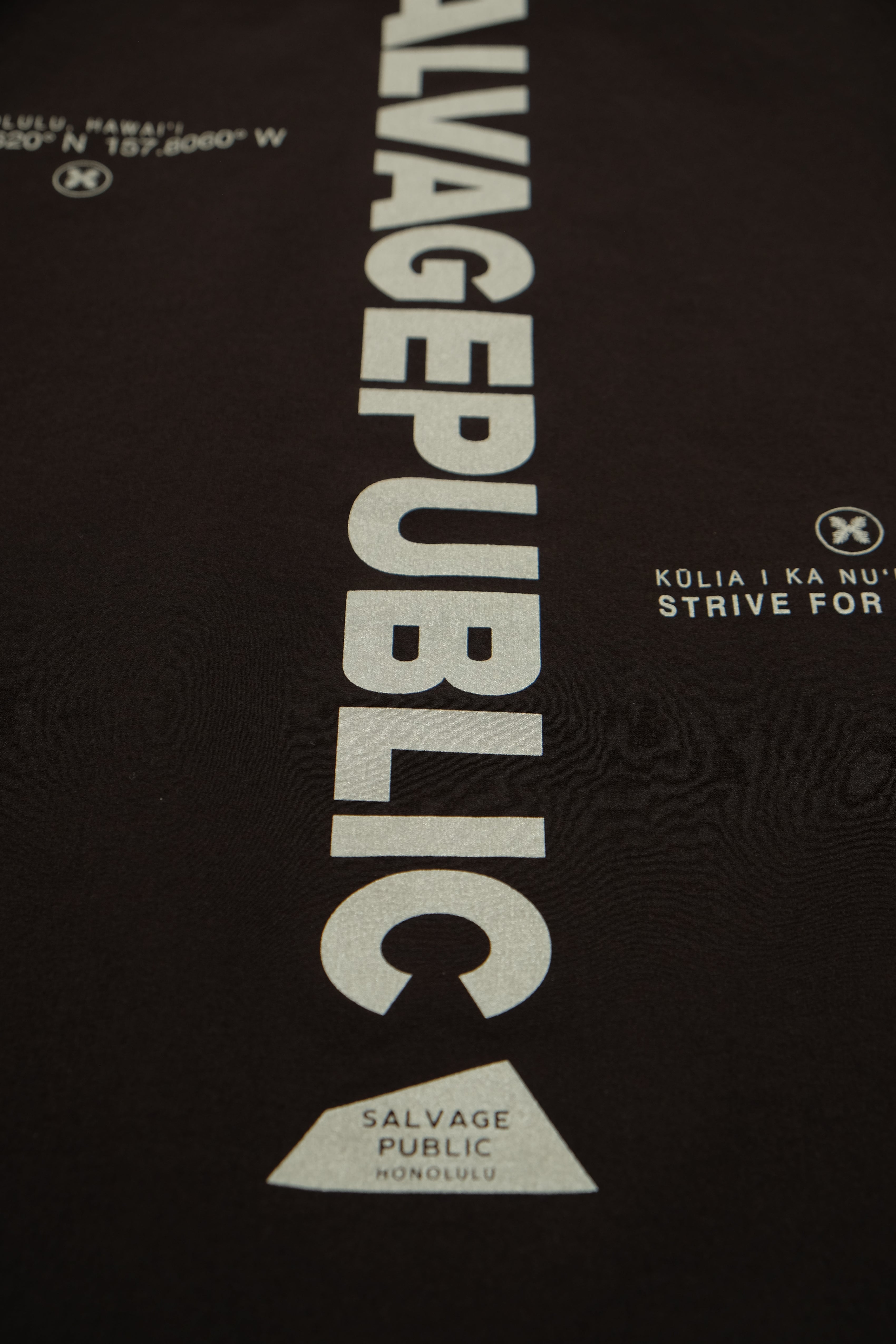 Kamakeʻe Tech Polo - Black