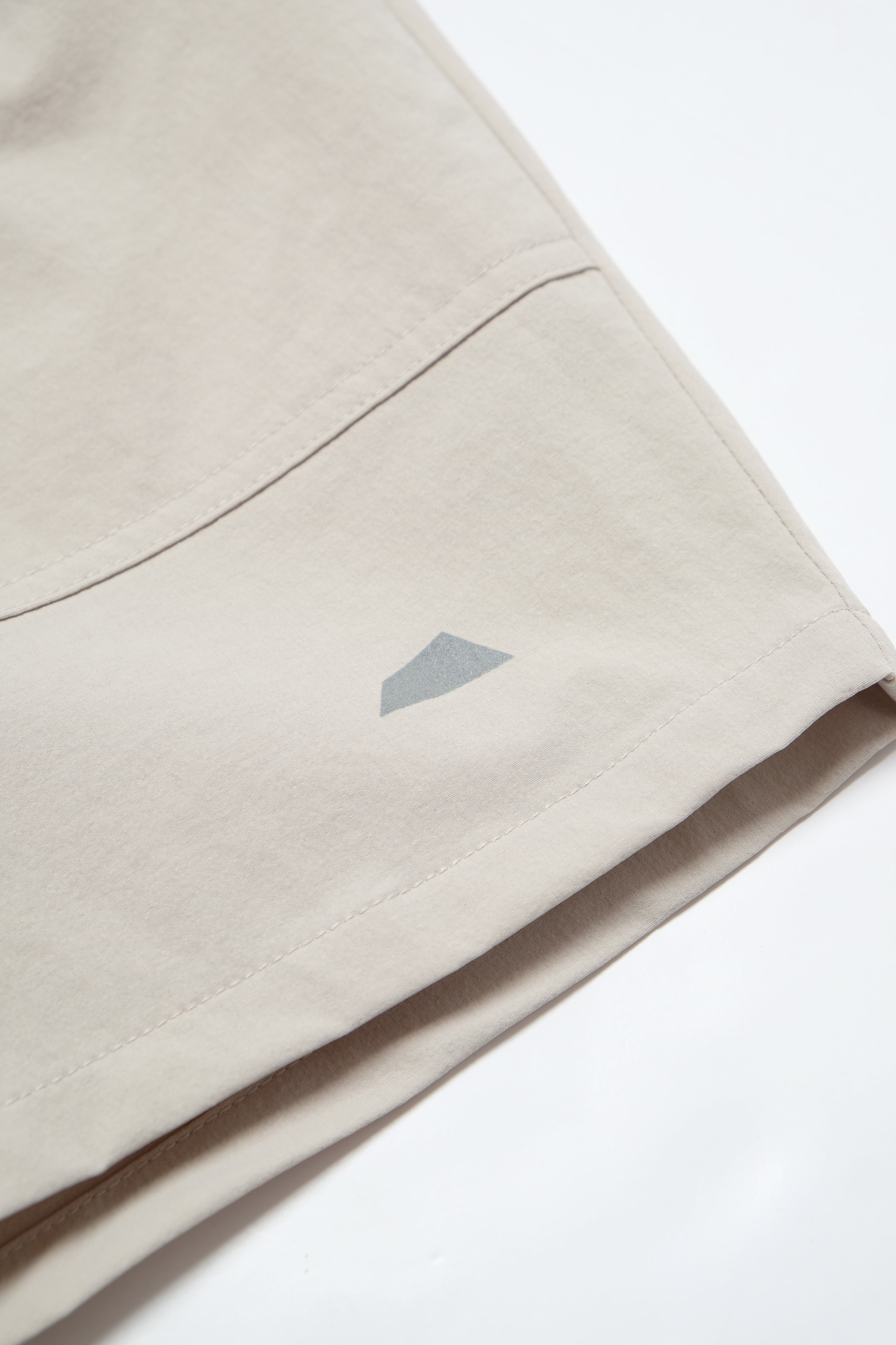 Makani Short - Ice Grey