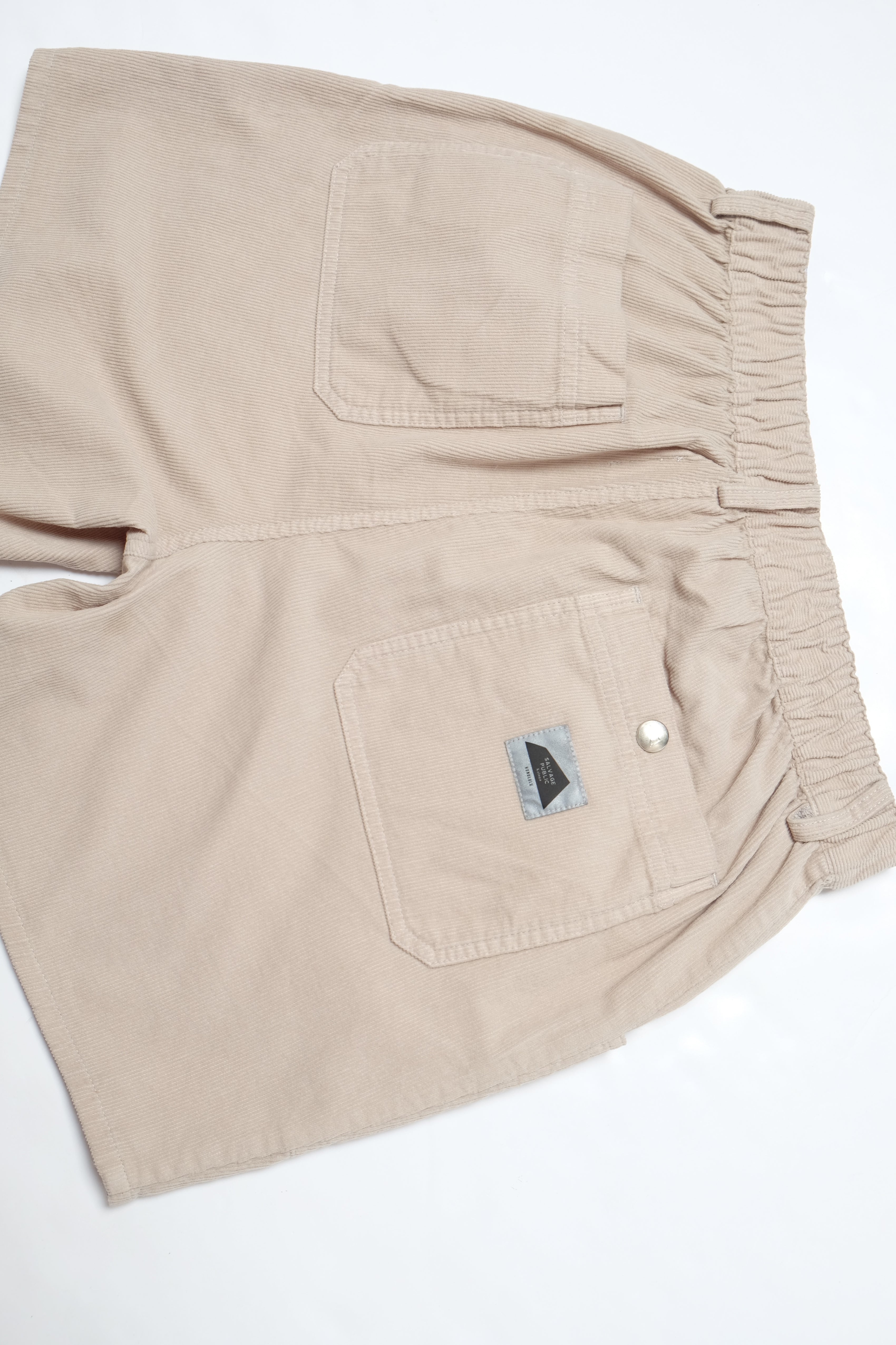 Uka Corduroy Short - Silver Grey