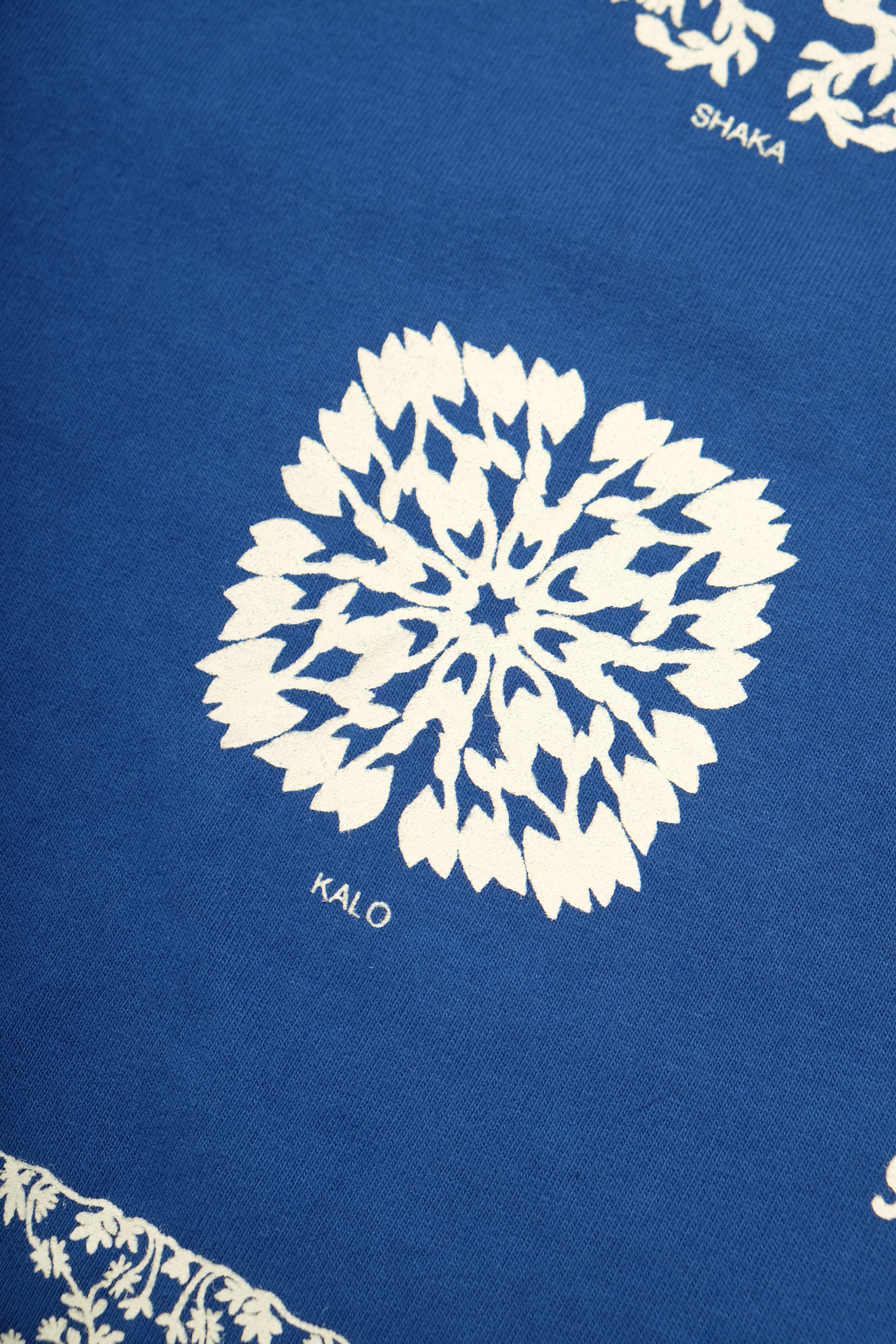 Longsleeve T-Shirt - Hawaiian Quilting - Royal Blue