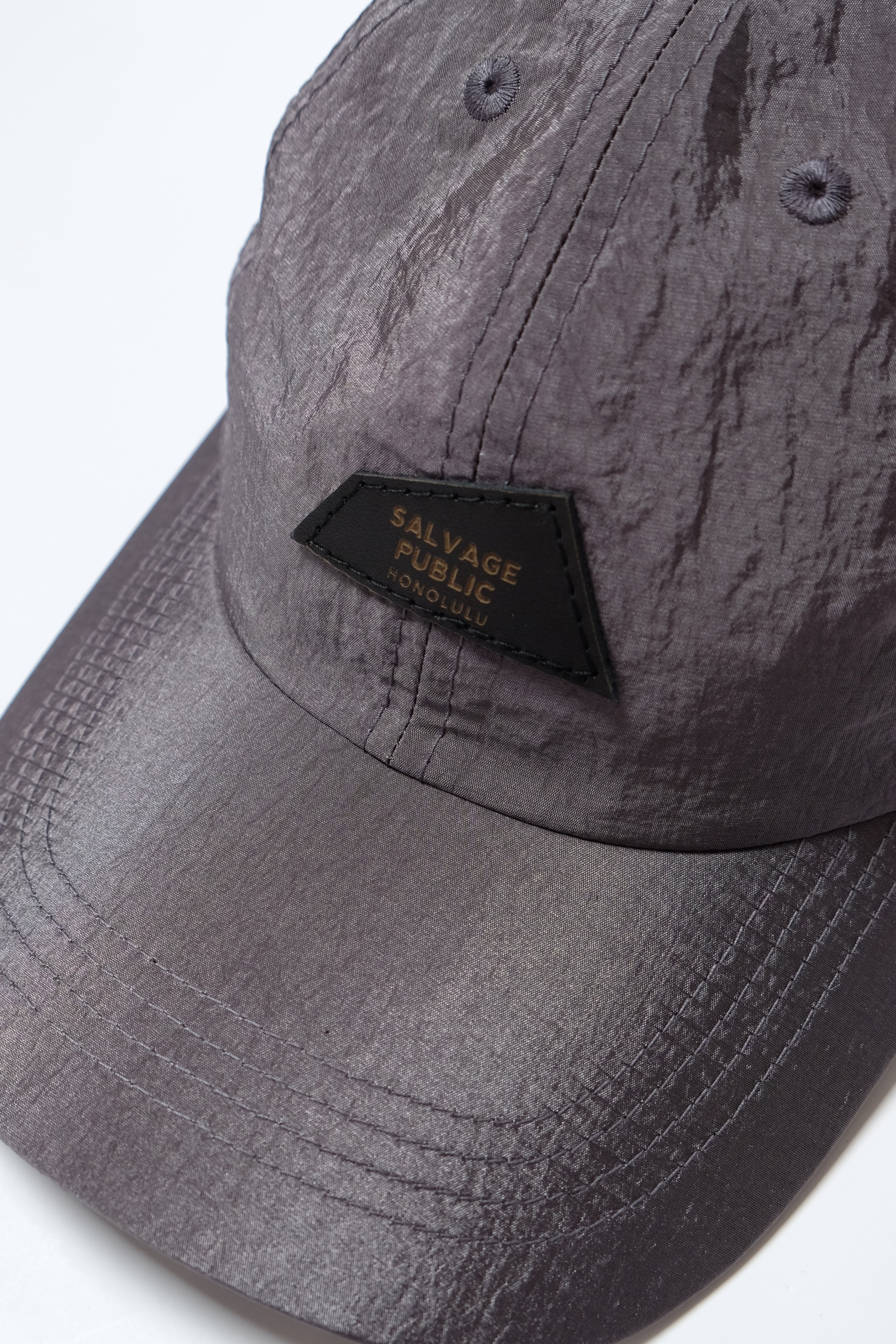 Hat - Pearl Iridescent - Black