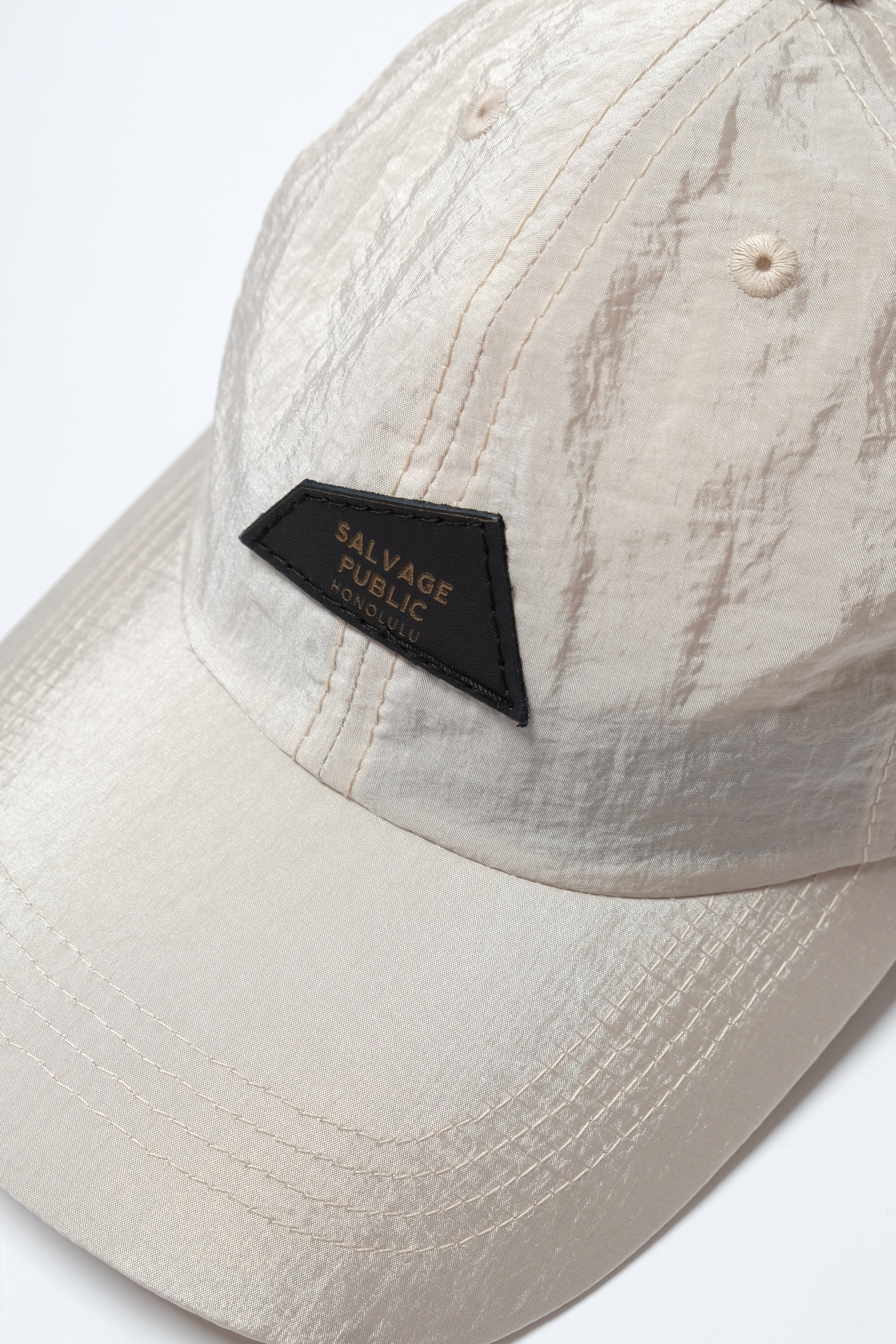 Hat - Pearl Iridescent - Cream Beige