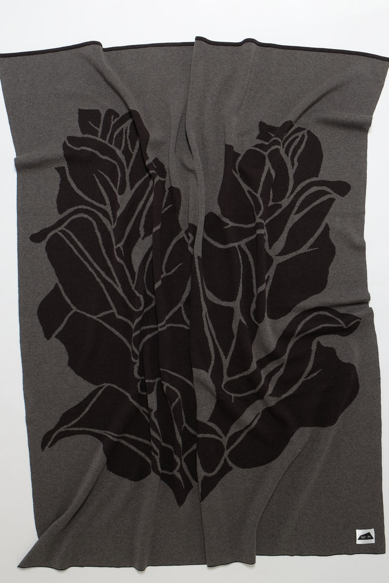Salvage Public x Sig Zane Designs - Jacquard Throw Blanket  - Black