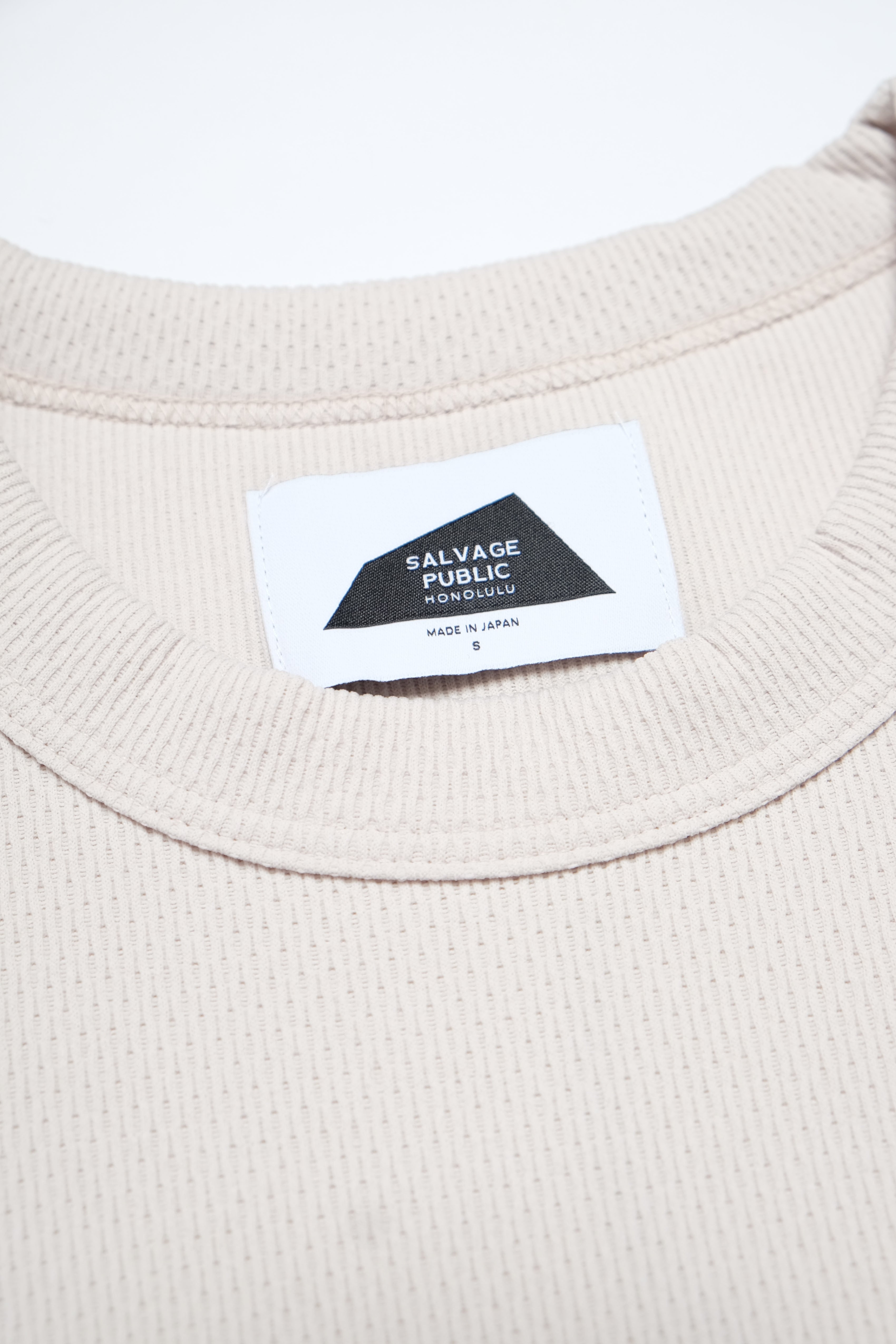 Honeycomb UPF Sleeveless - ʻIwa Bird - Sand