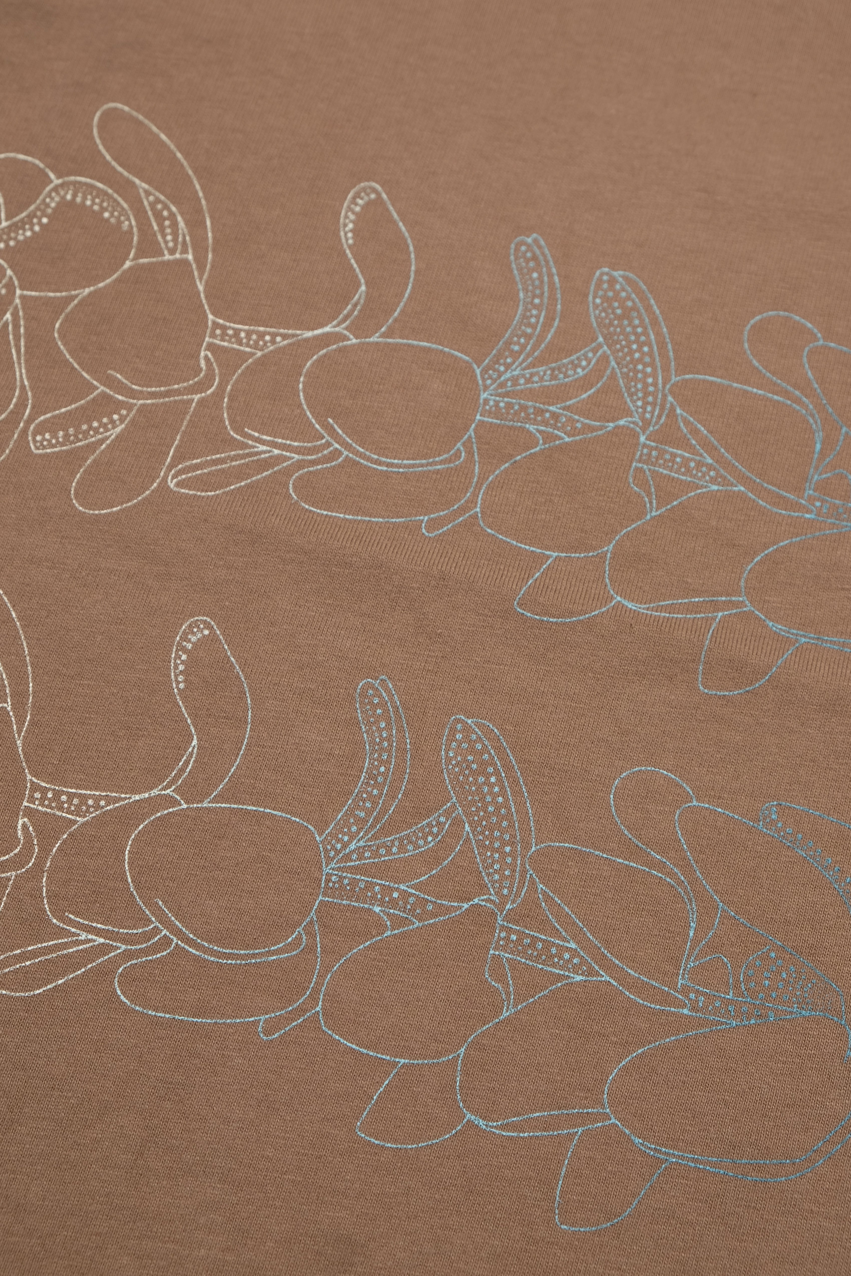 T-Shirt - Double Lei - Shiitake