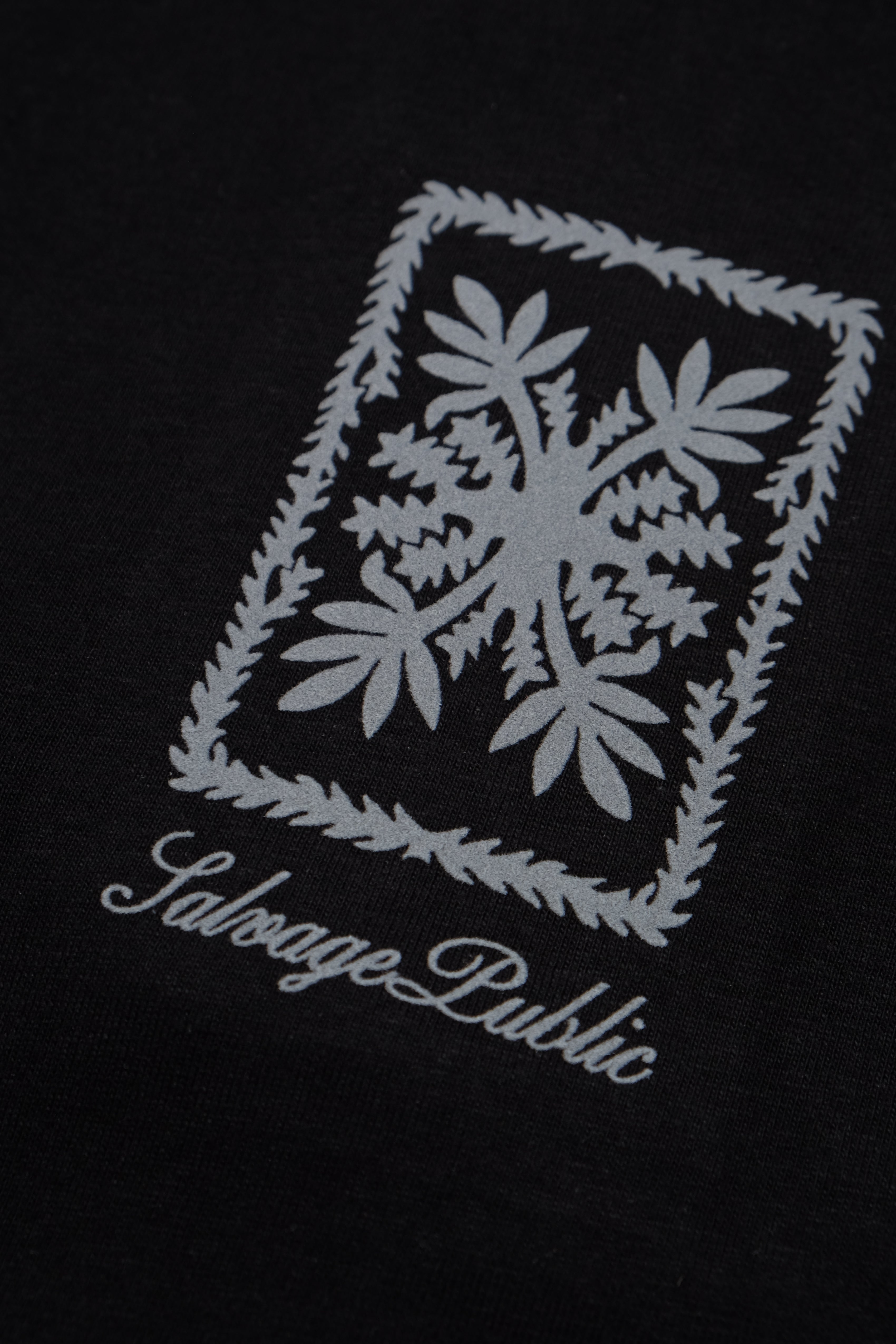 T-Shirt - Ti Leaf - Black