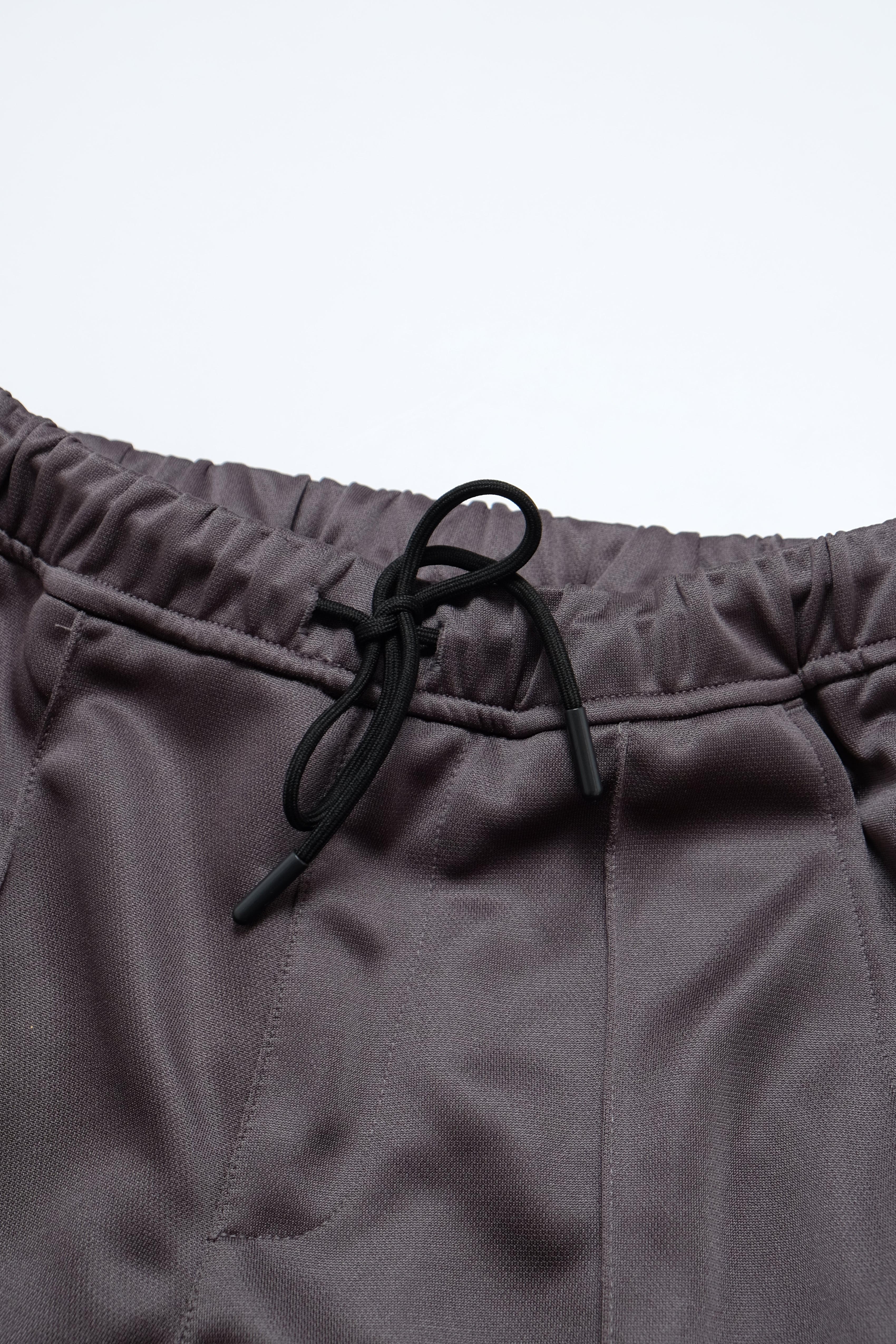 Kūhiō Track Pants - Charcoal