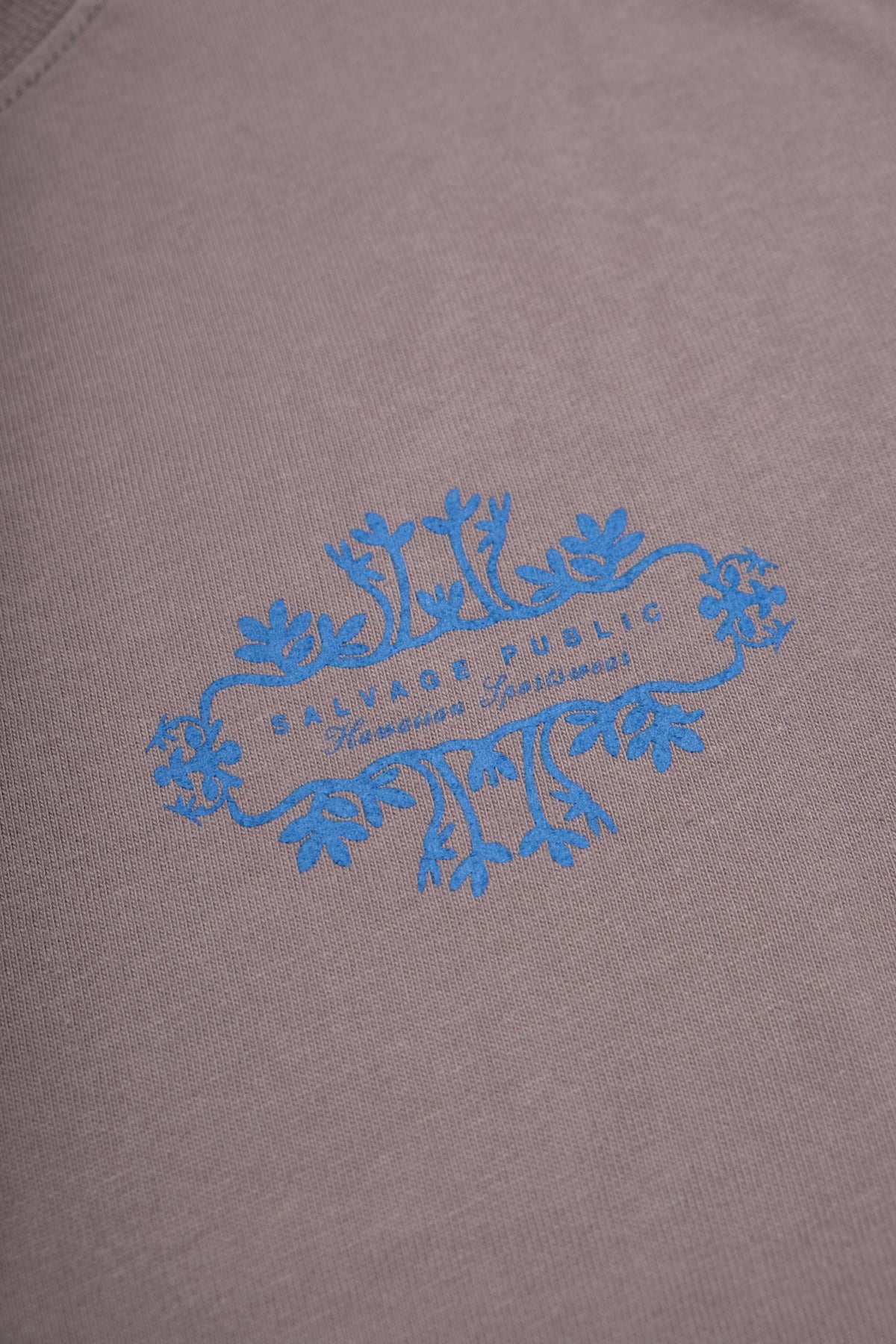 T-Shirt - Naupaka Crest - Lavender Gray