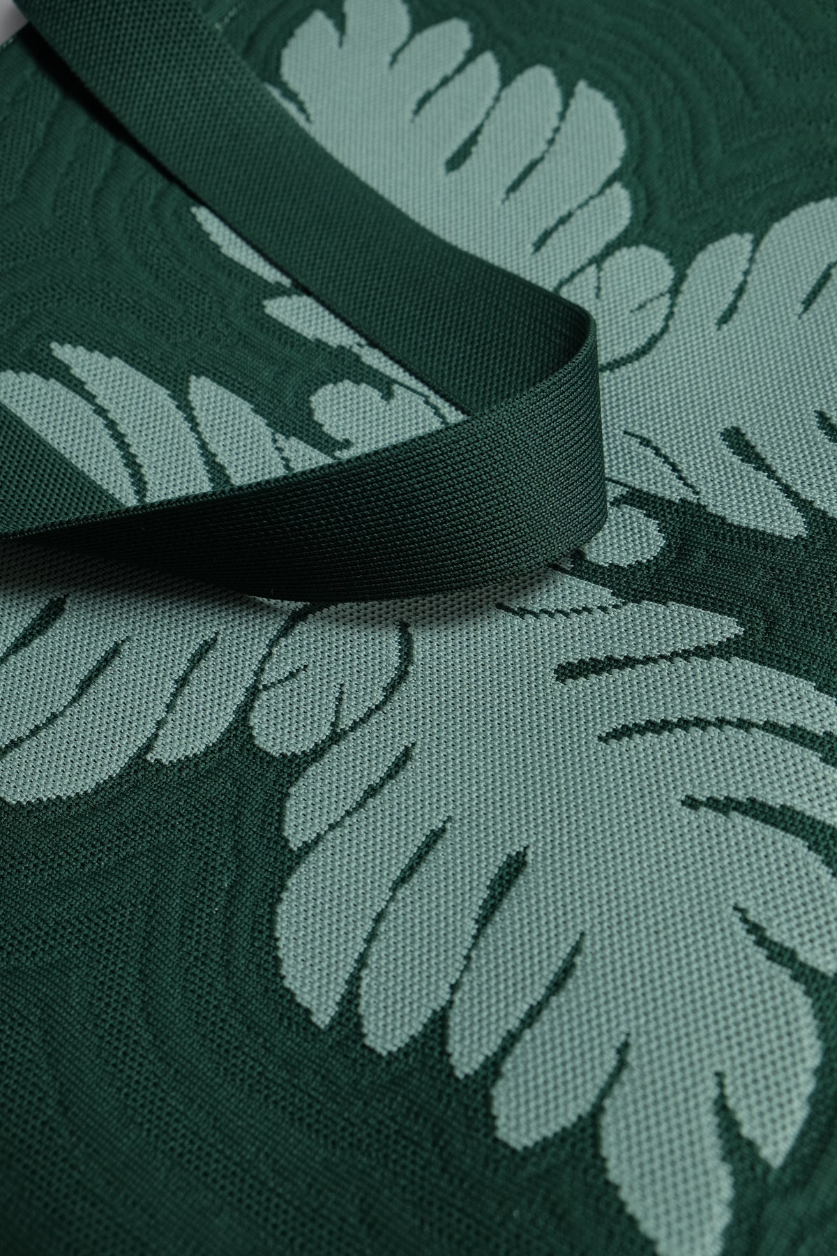 Jacquard Weekender Bag - Laua'e - Green