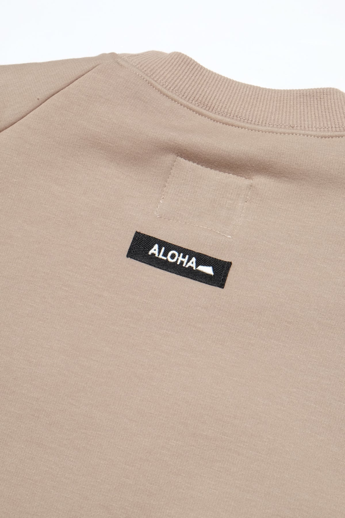 Mahana Crewneck - Greige