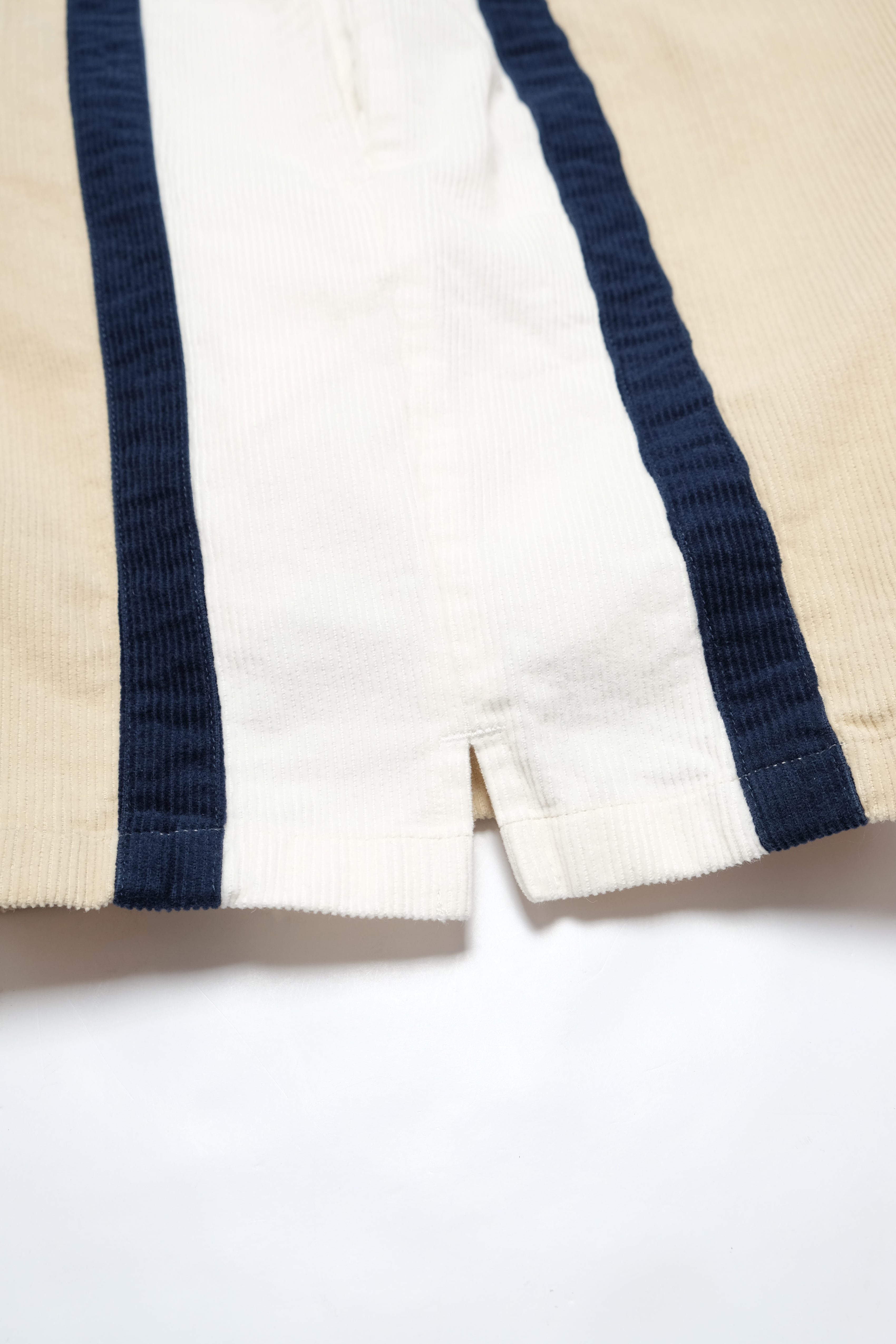 Shorts - Auahi Corduroy Stripe - Ecru