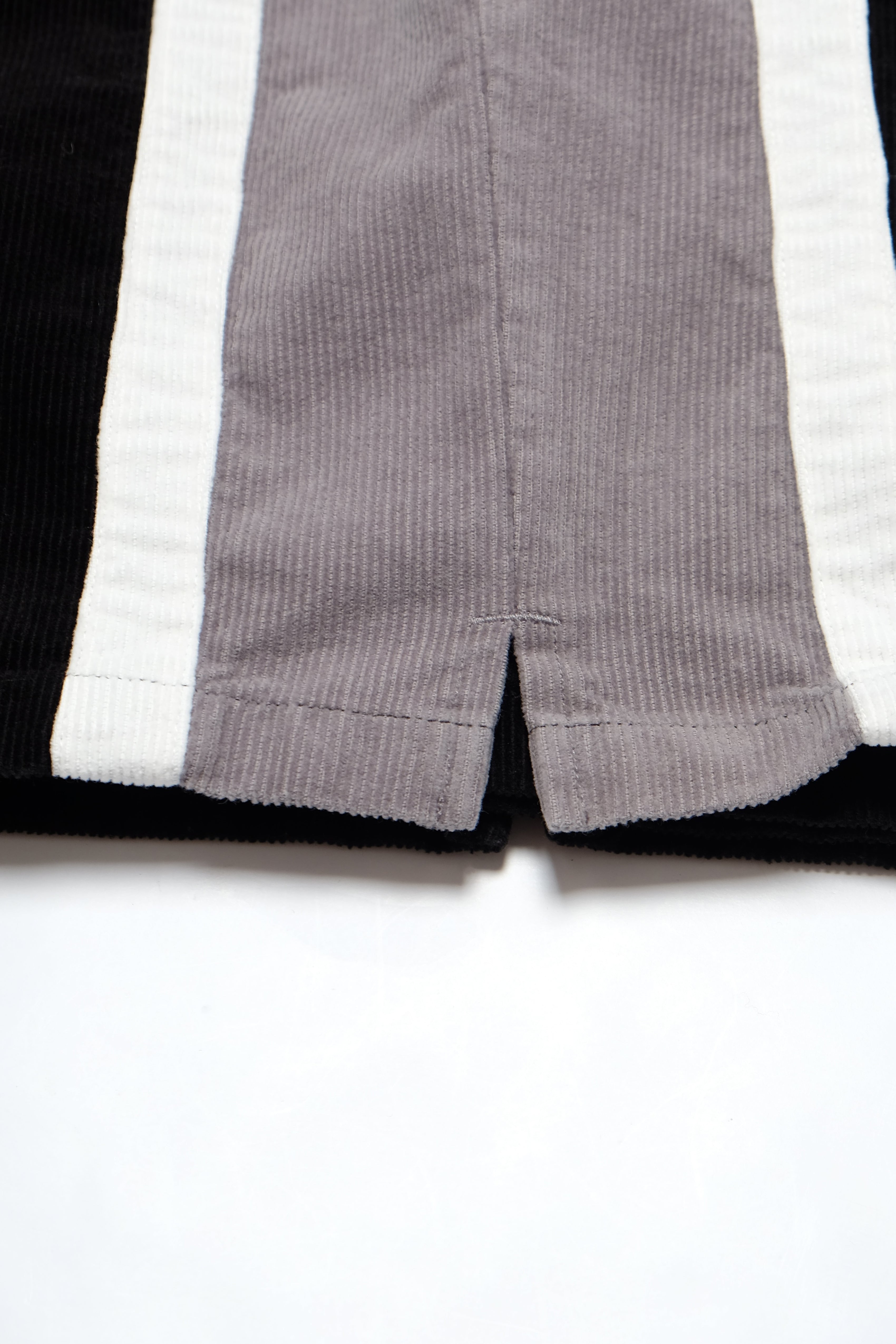 Shorts - Auahi Corduroy Stripe - Black