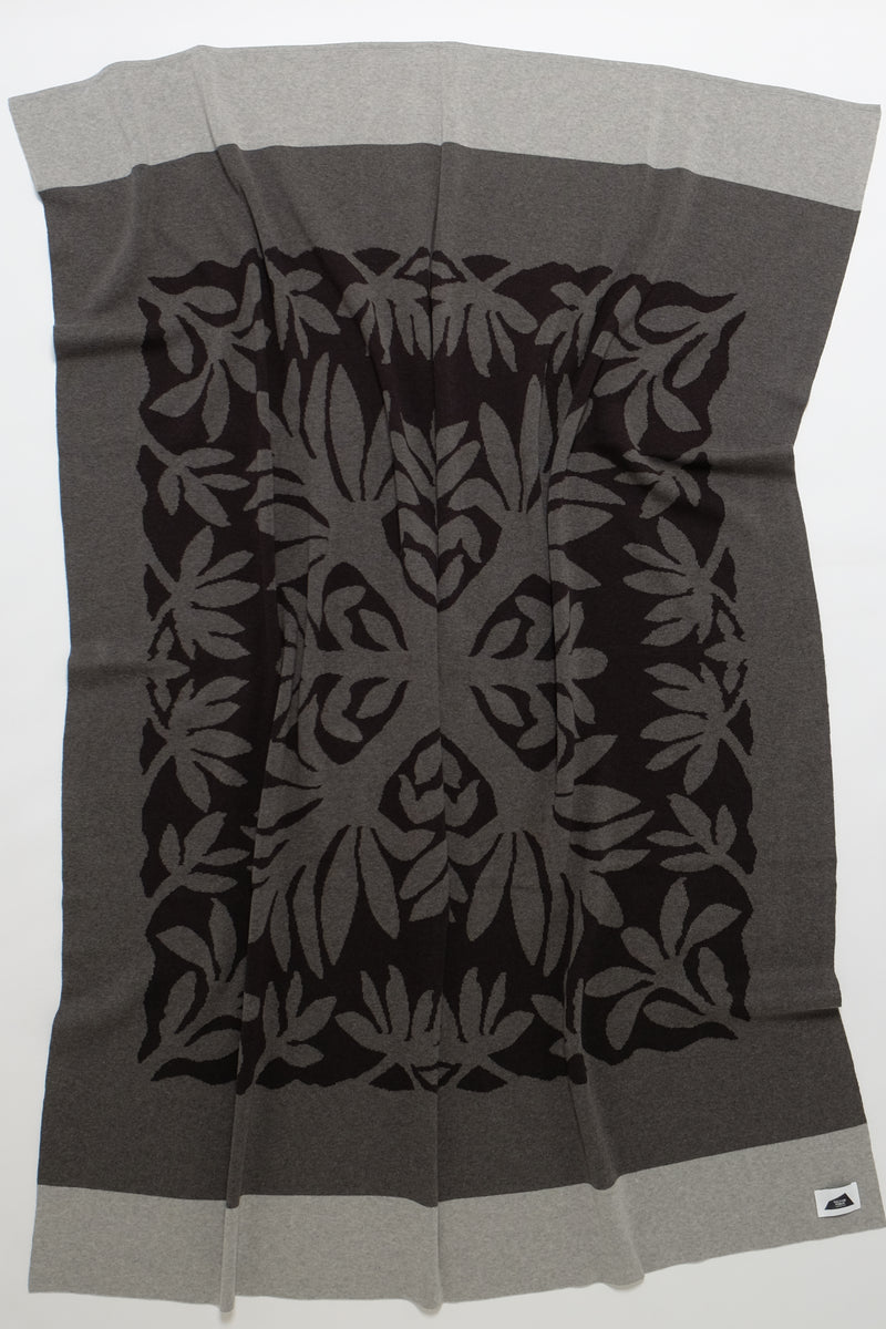 Jacquard Throw Blanket - Ti Leaf - Black