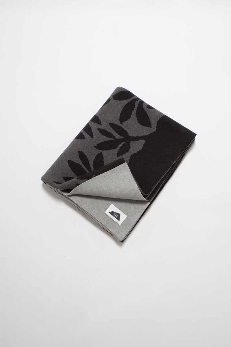 Jacquard Throw Blanket - Ti Leaf - Black