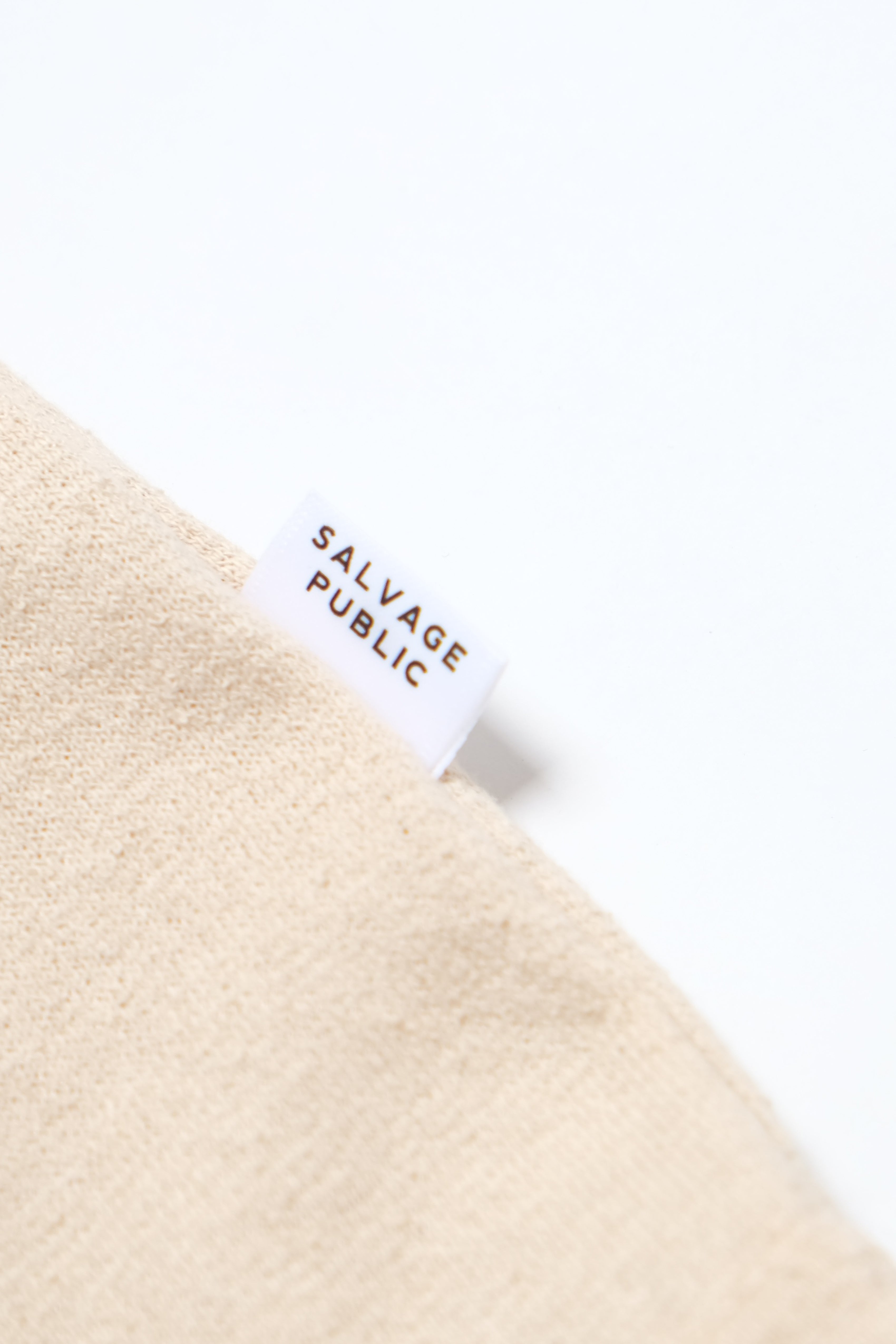Boucle T-Shirt - Hand Drawn - Sand