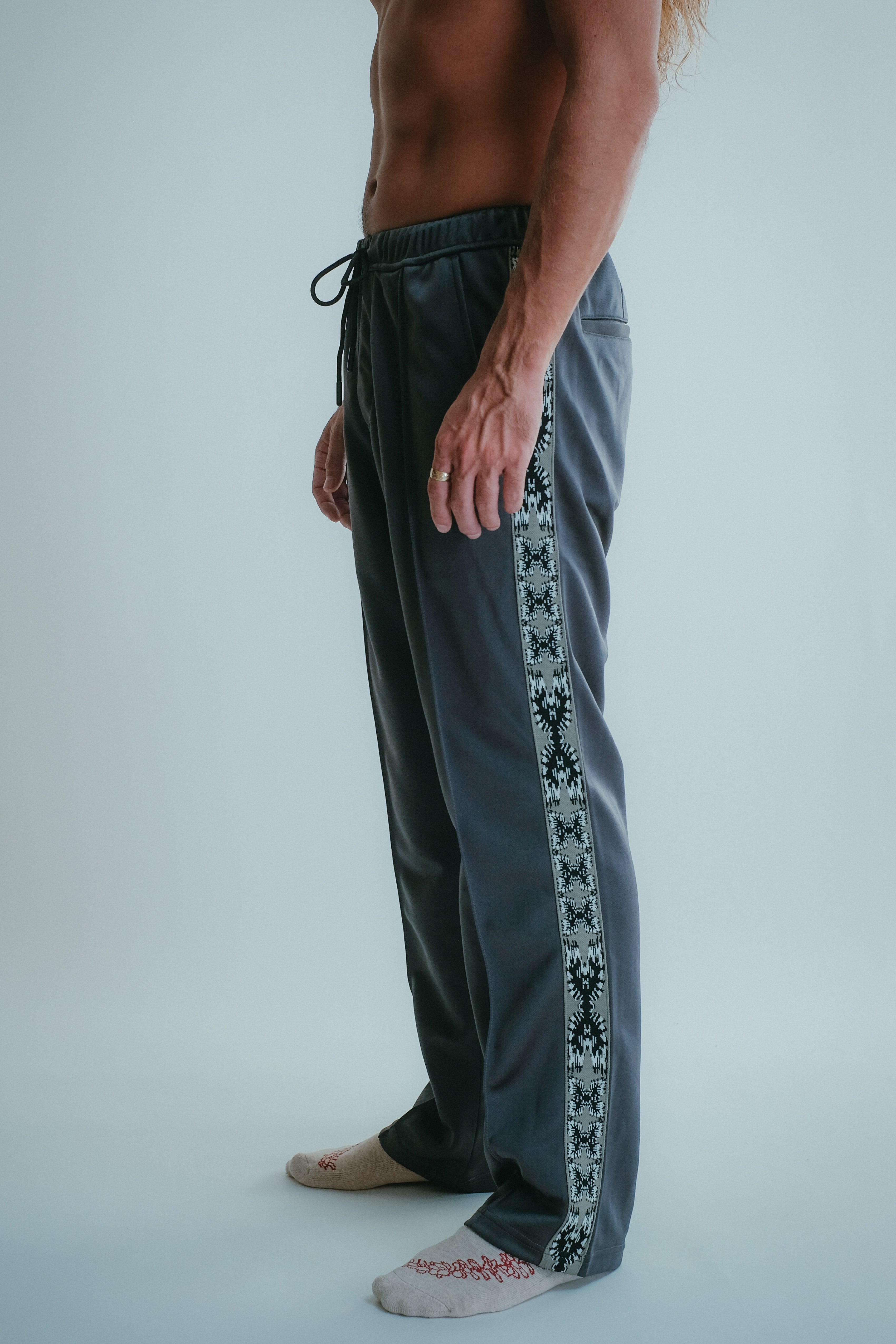 Kūhiō Track Pants - Charcoal