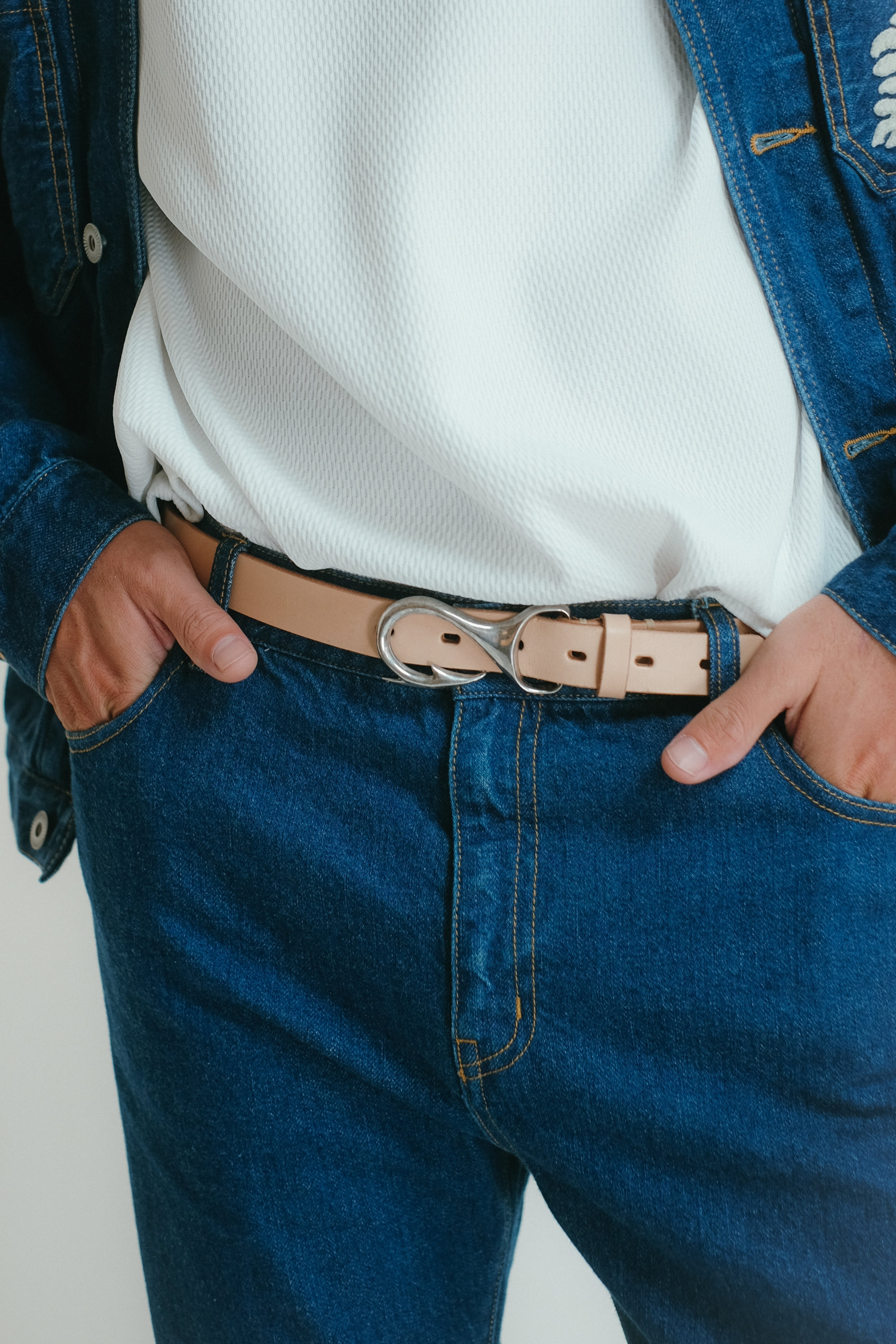 Fish Hook Leather Belt - Natural