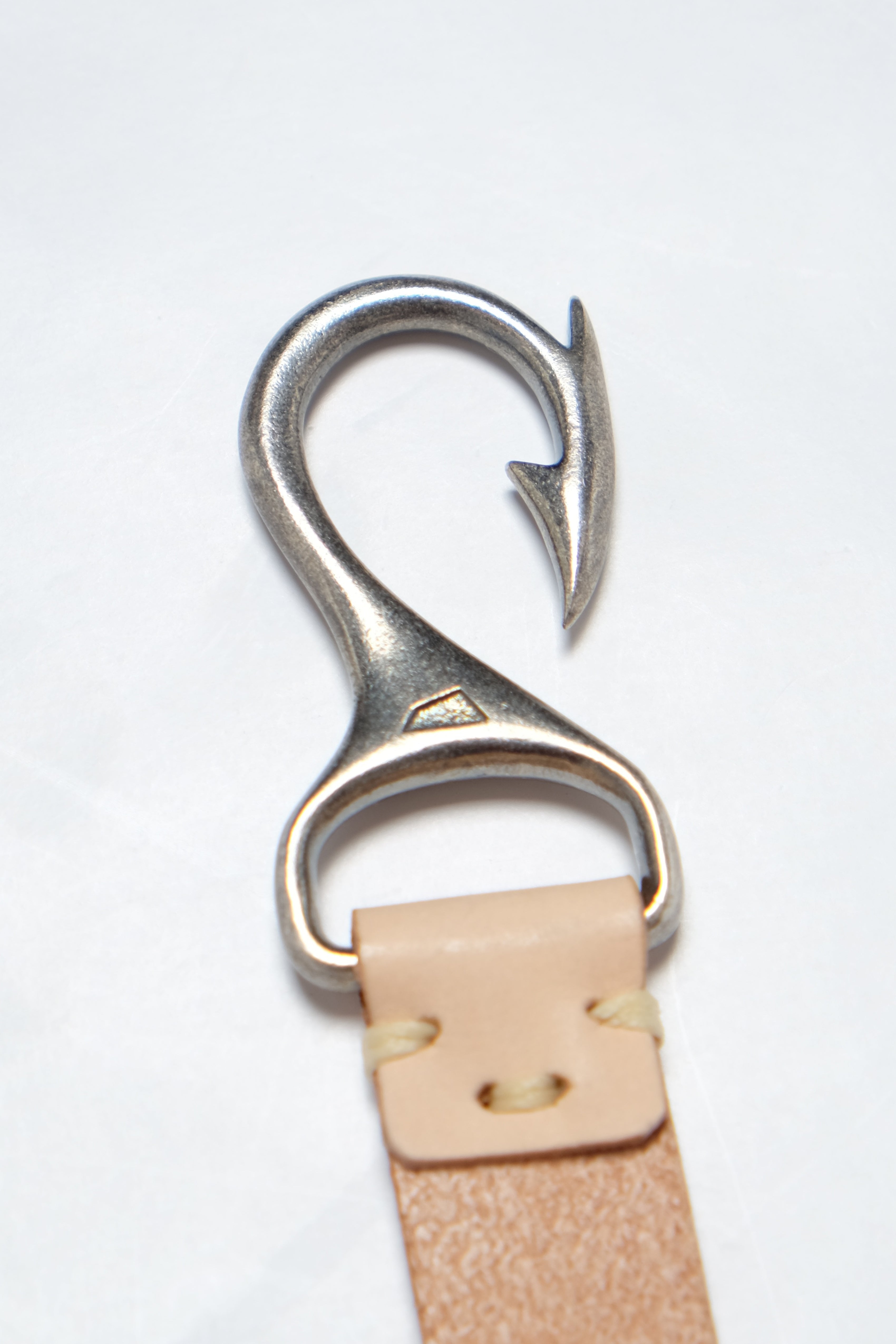 Fish Hook Key Ring - Natural