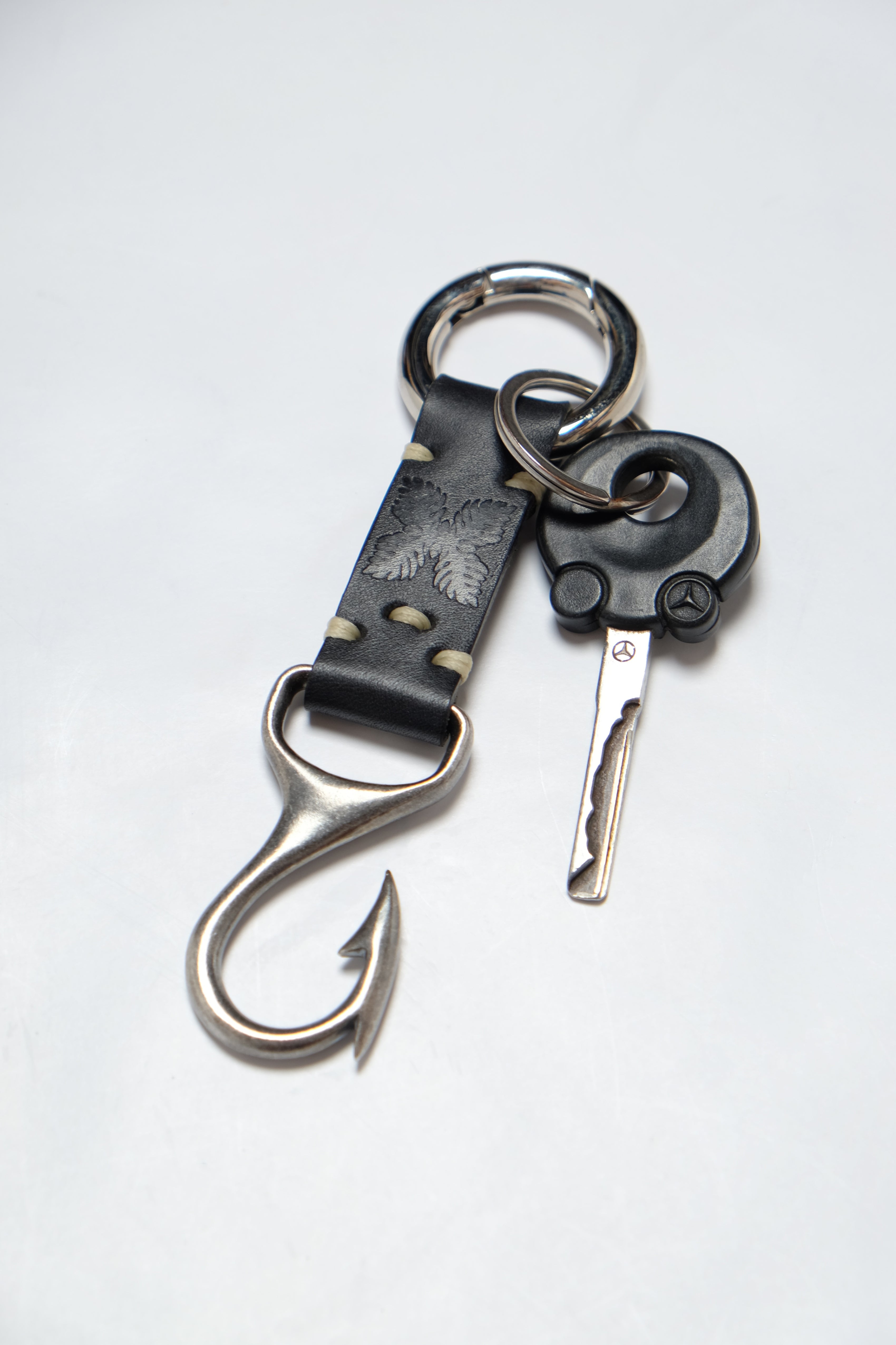 Fish Hook Key Ring - Black