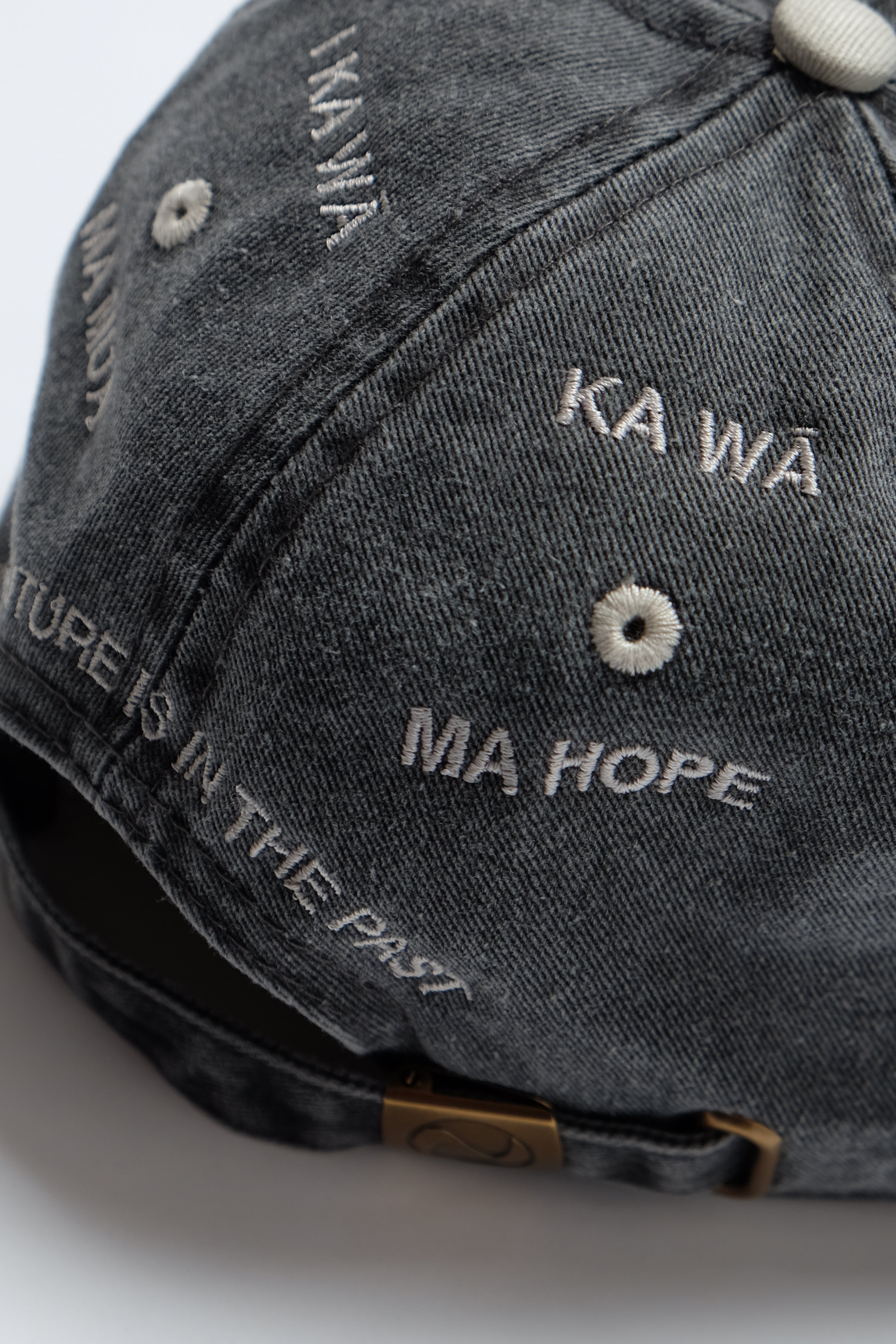 6-Panel Dad Cap - Future Past - Black/Sand