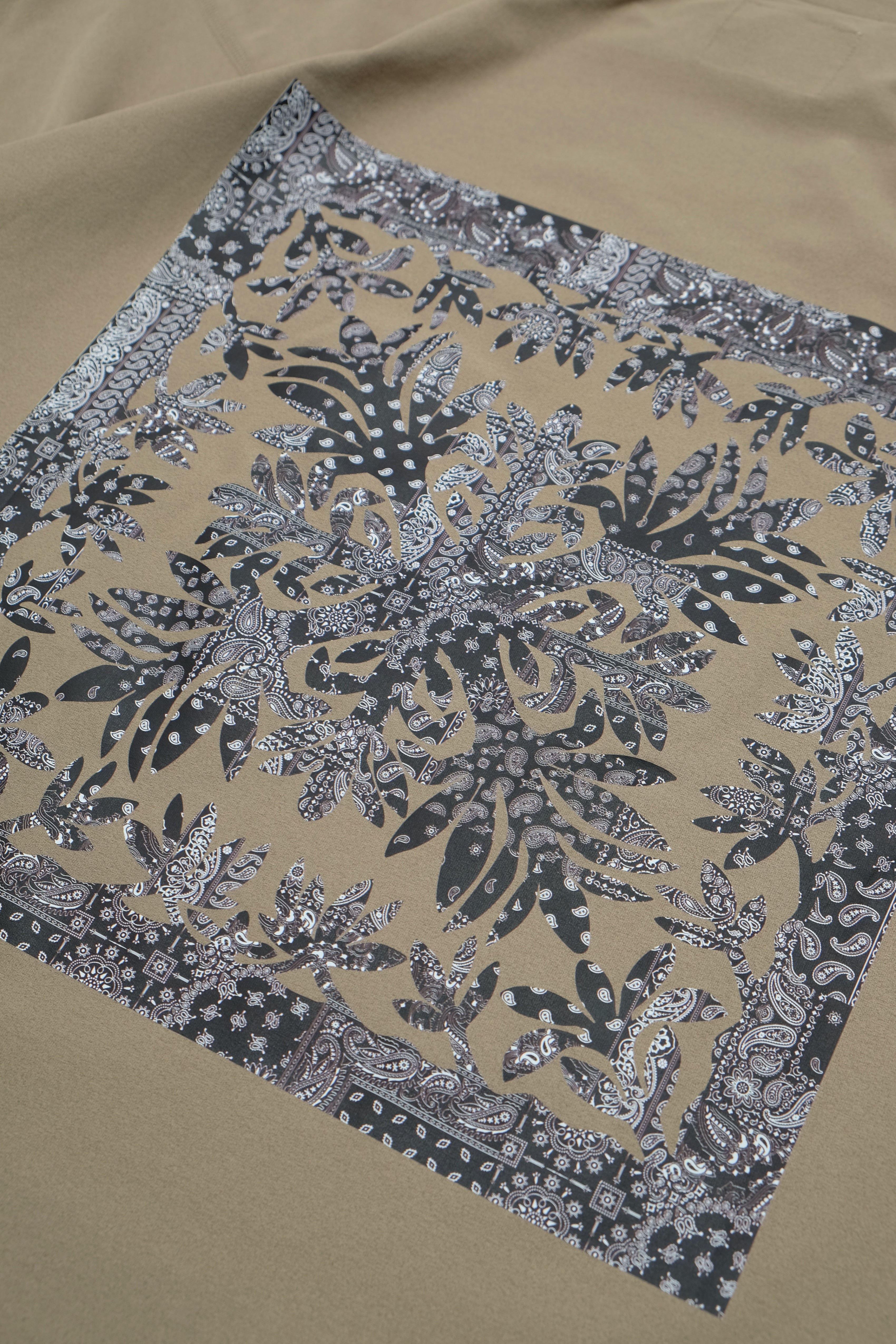 Mockneck - Ti Leaf Paisley - Olive