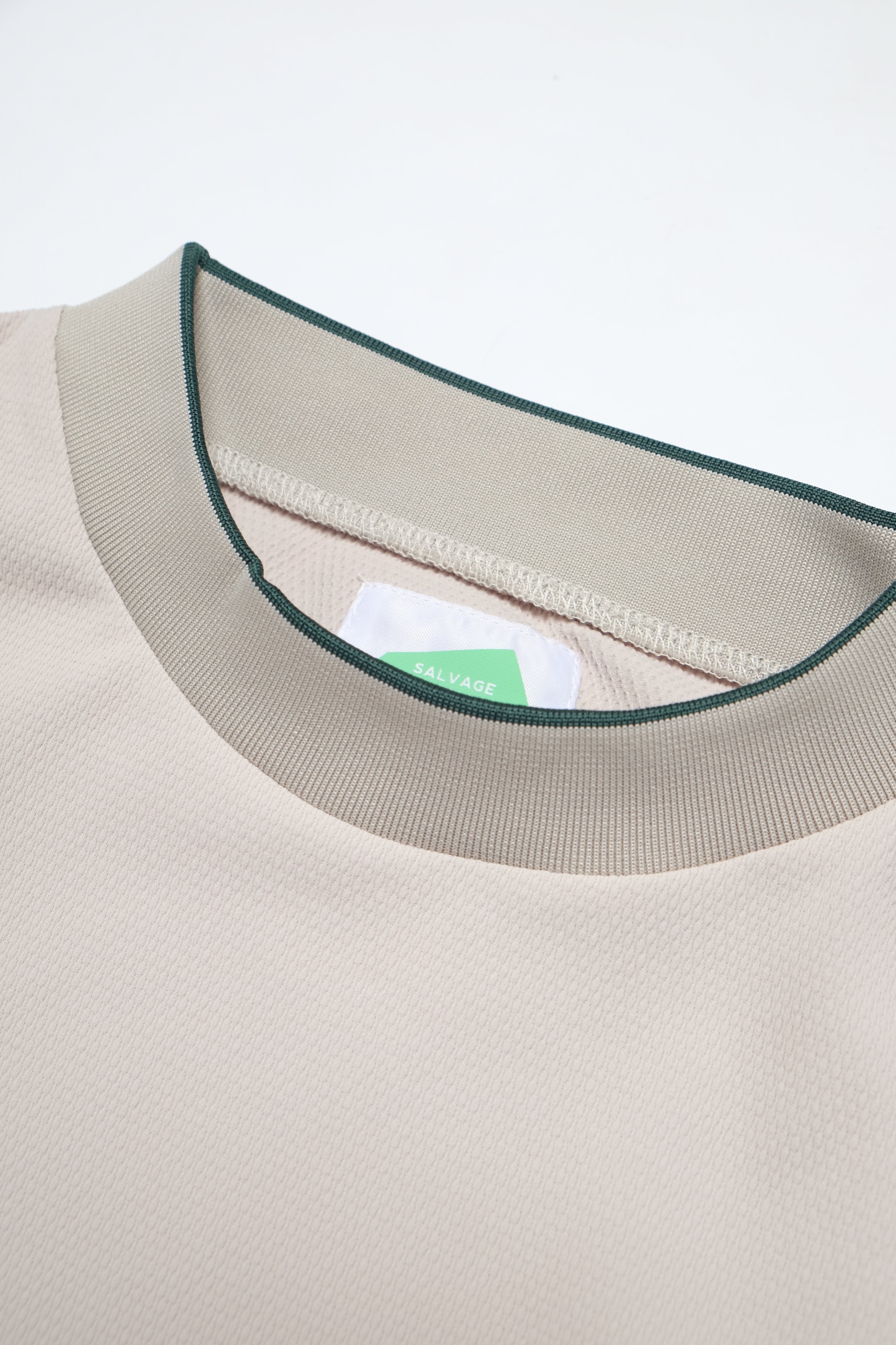 Kūlina Pohāpohā Mockneck - Greige/White