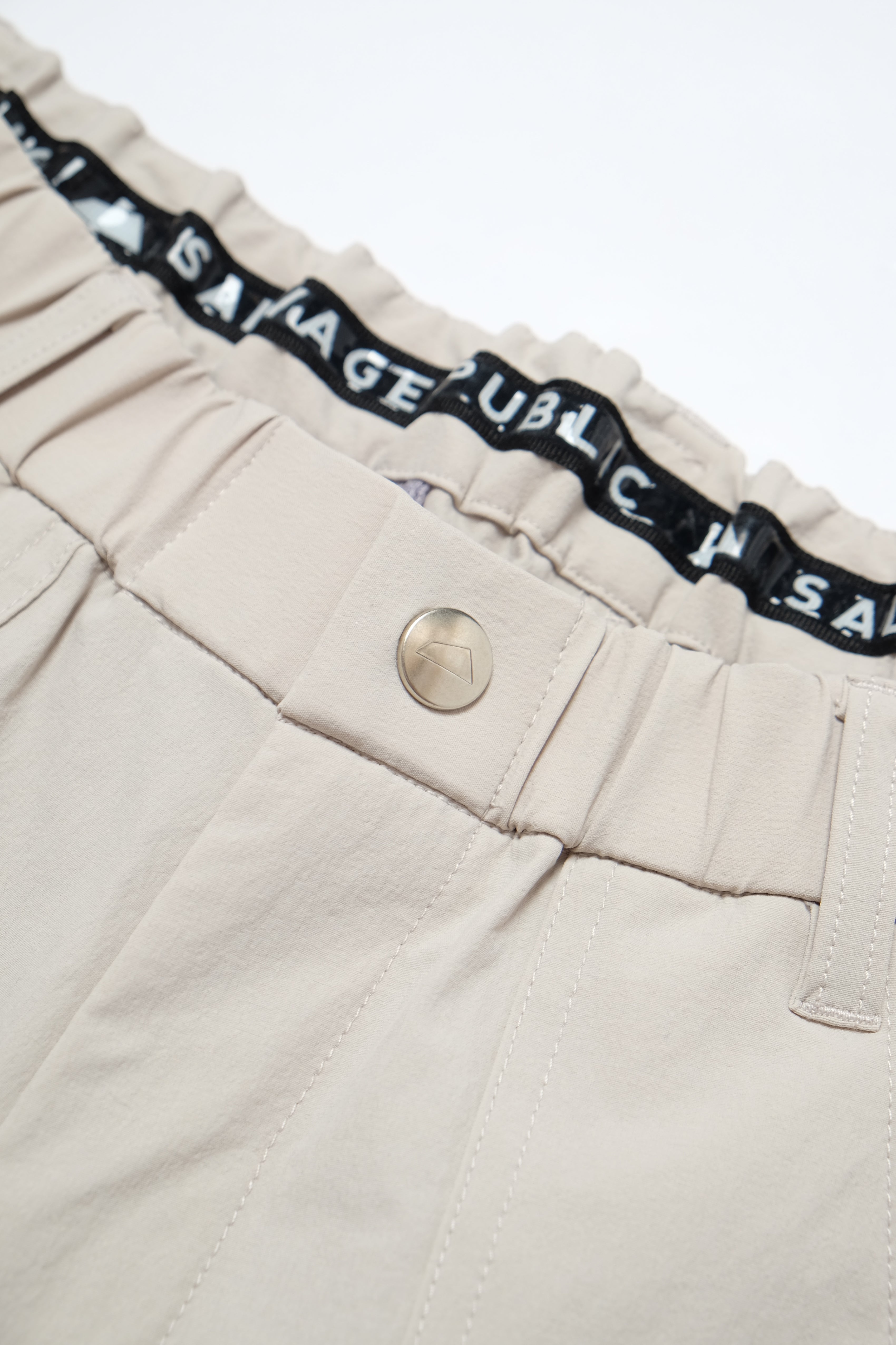 Makani Short - Ice Grey