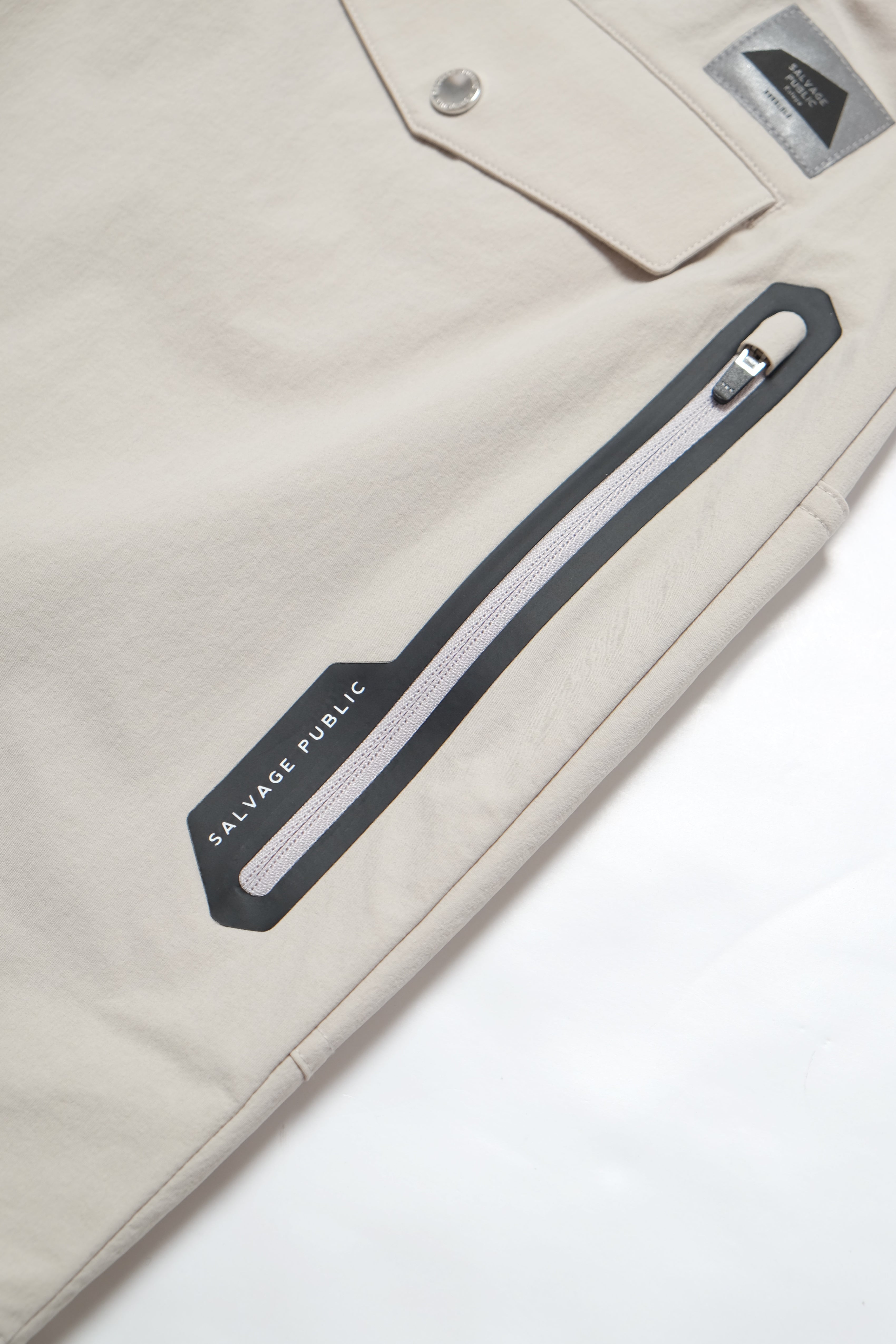 Makani Short - Ice Grey