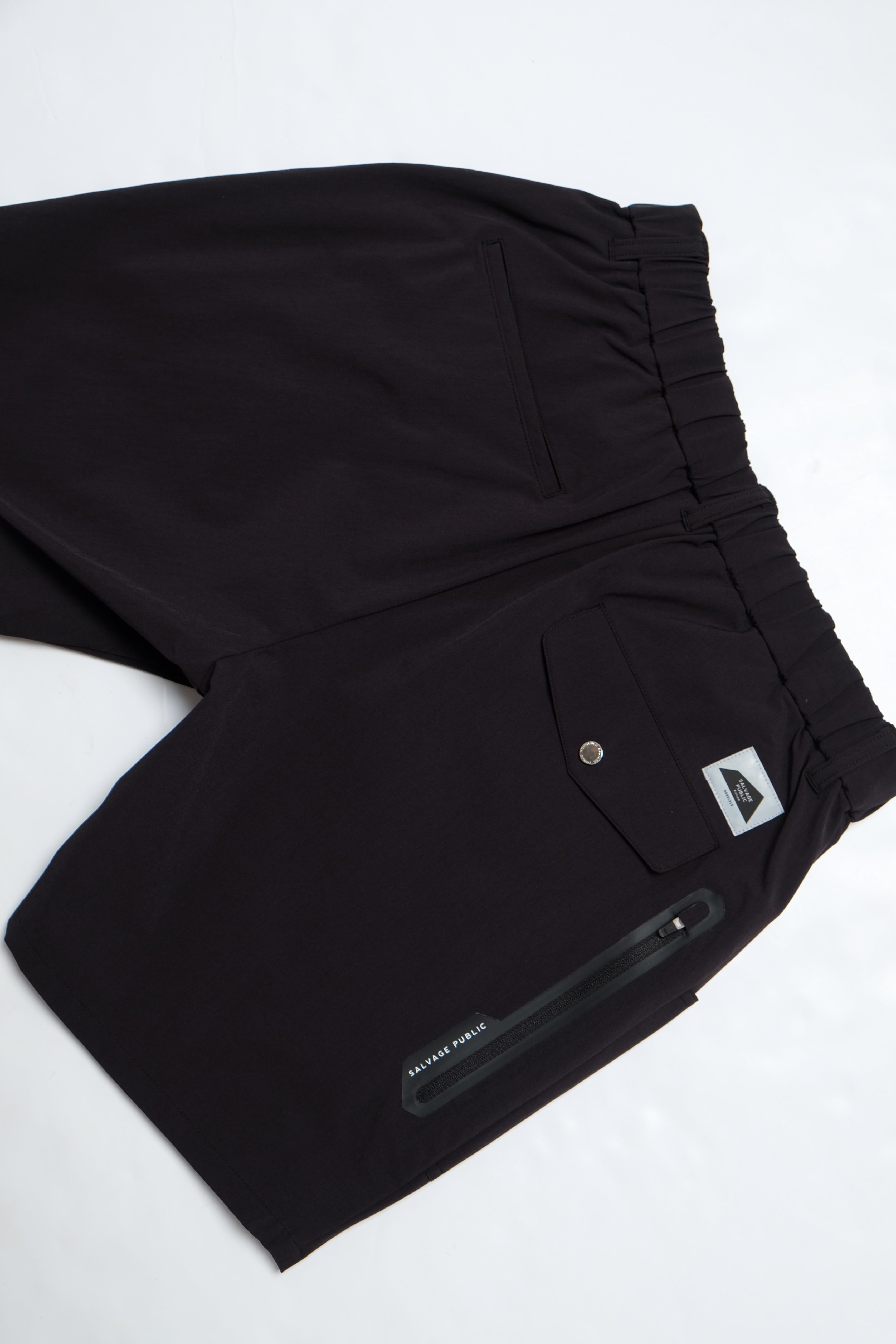 Makani Short - Black