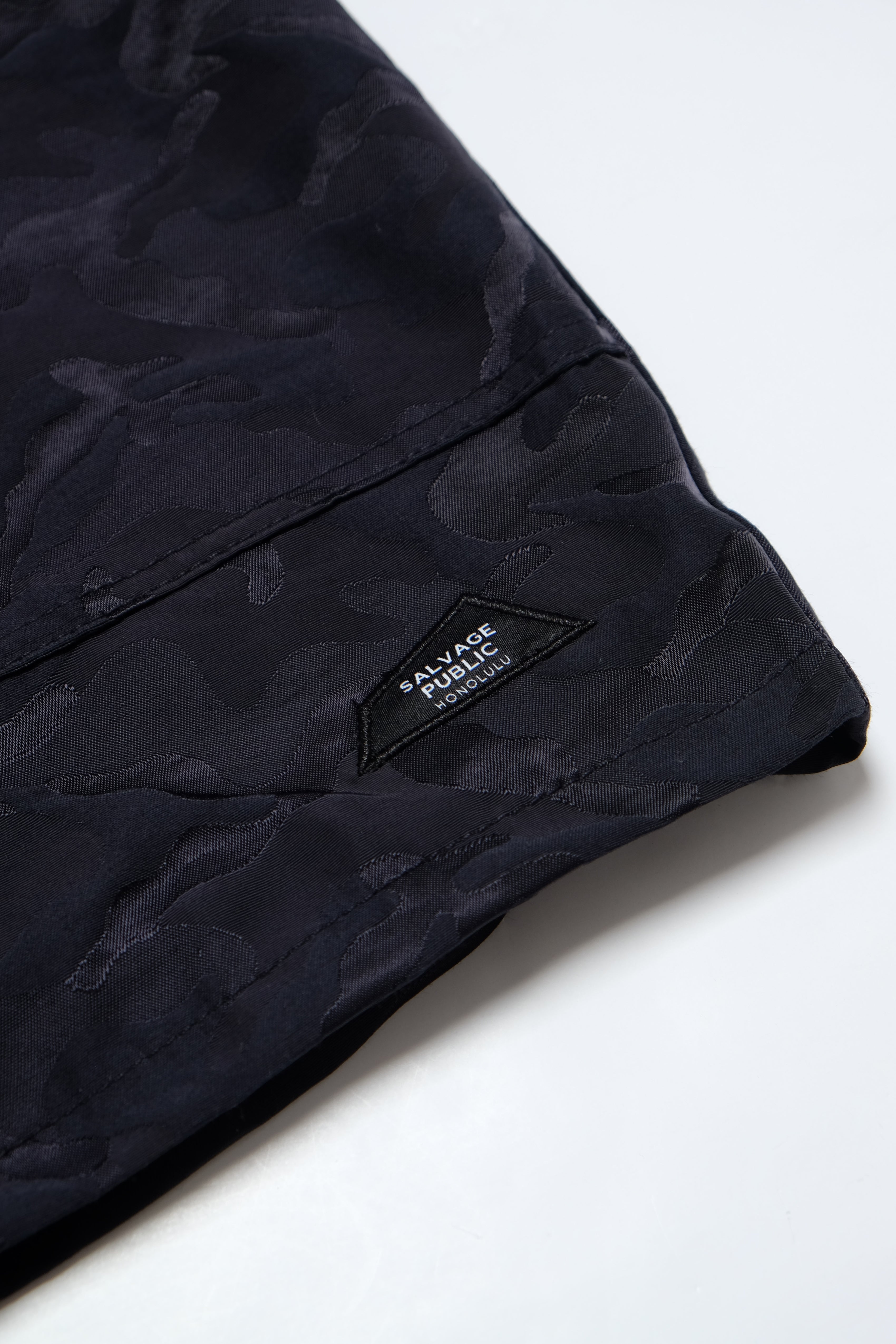 Lulu Camo Shorts - Navy