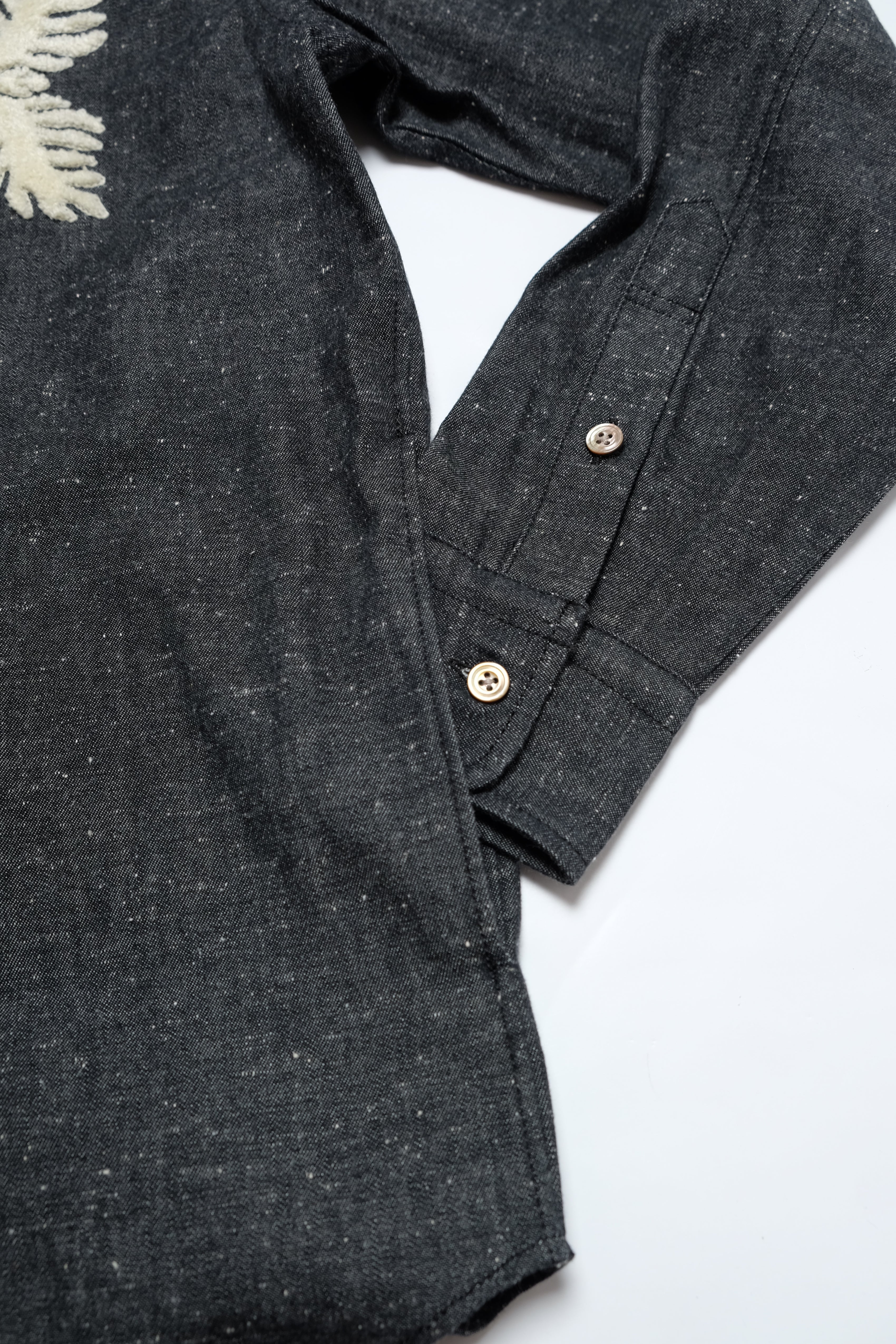 Makalei Woven Shirt - Black