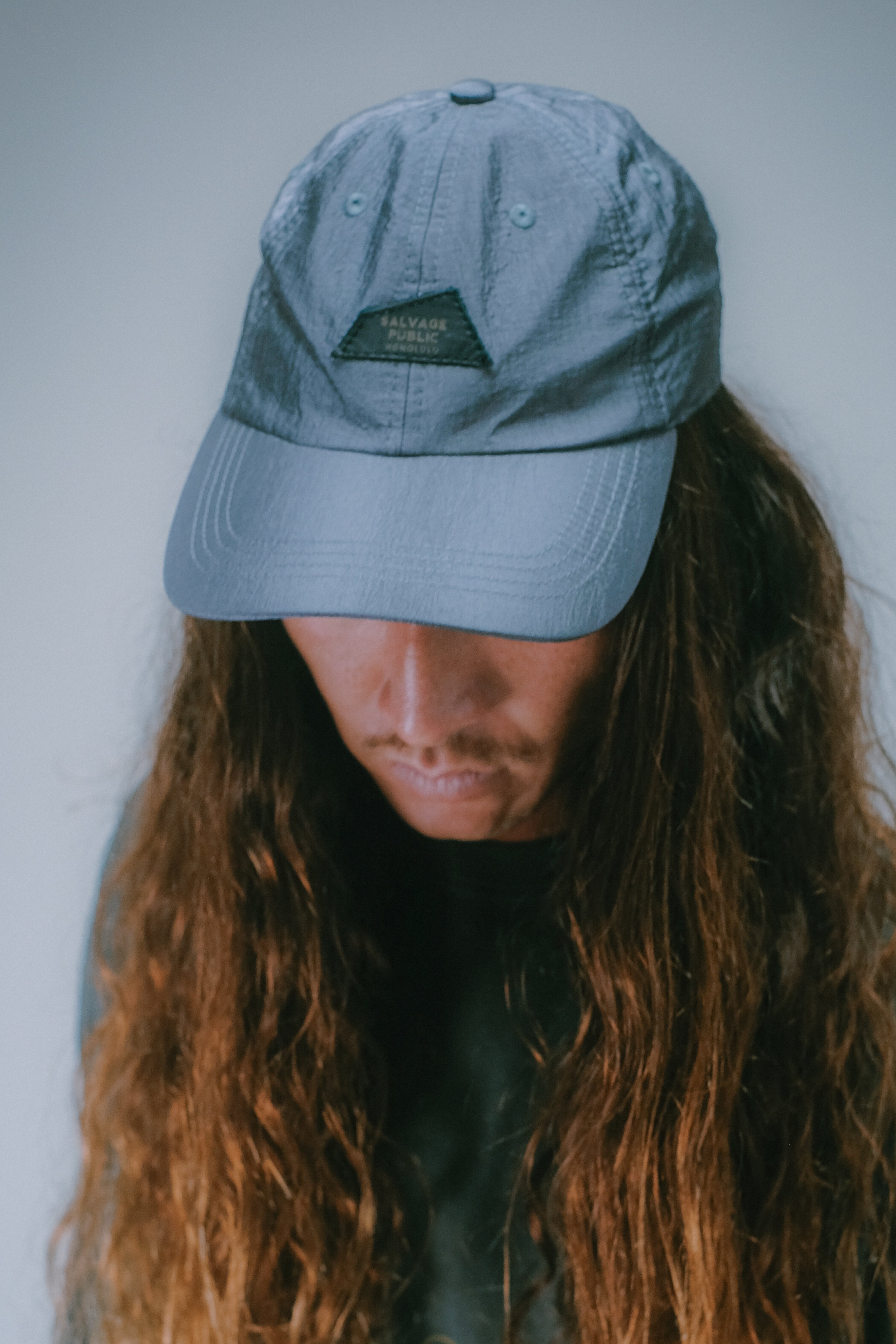 Hat - Pearl Iridescent - Black