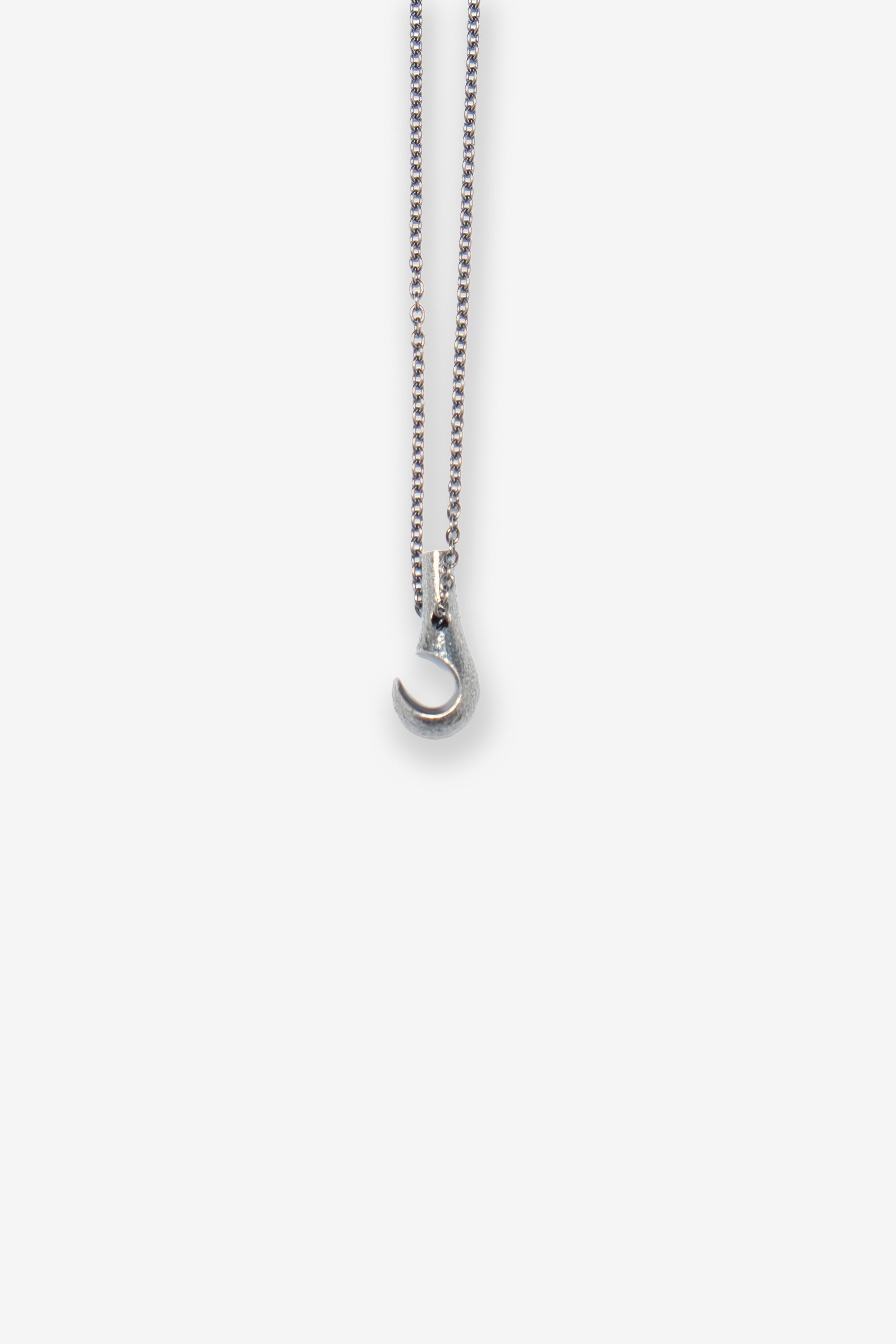 Niho Palaoa Necklace - Antique Silver