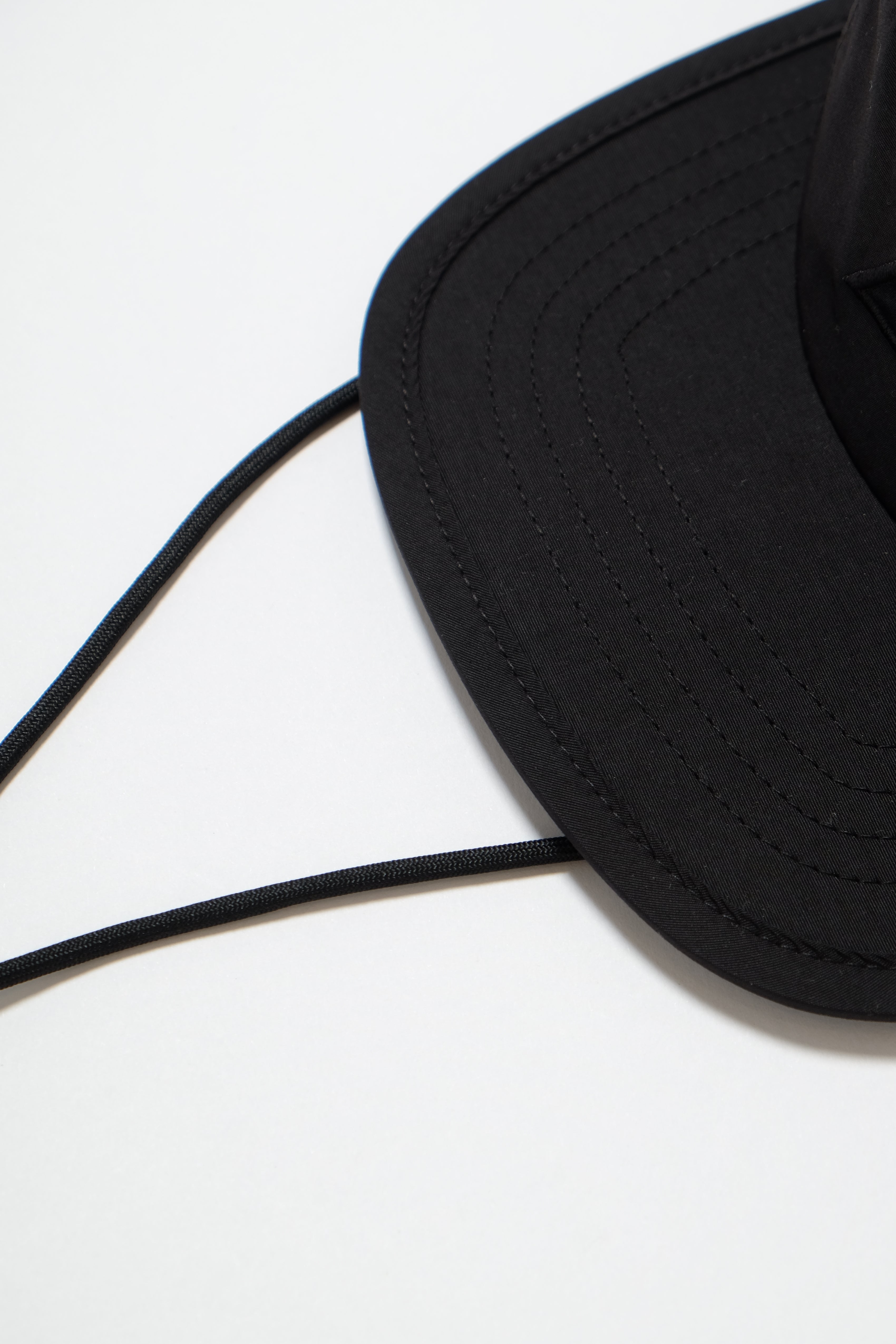 Kai 5-Panel Hat - Black