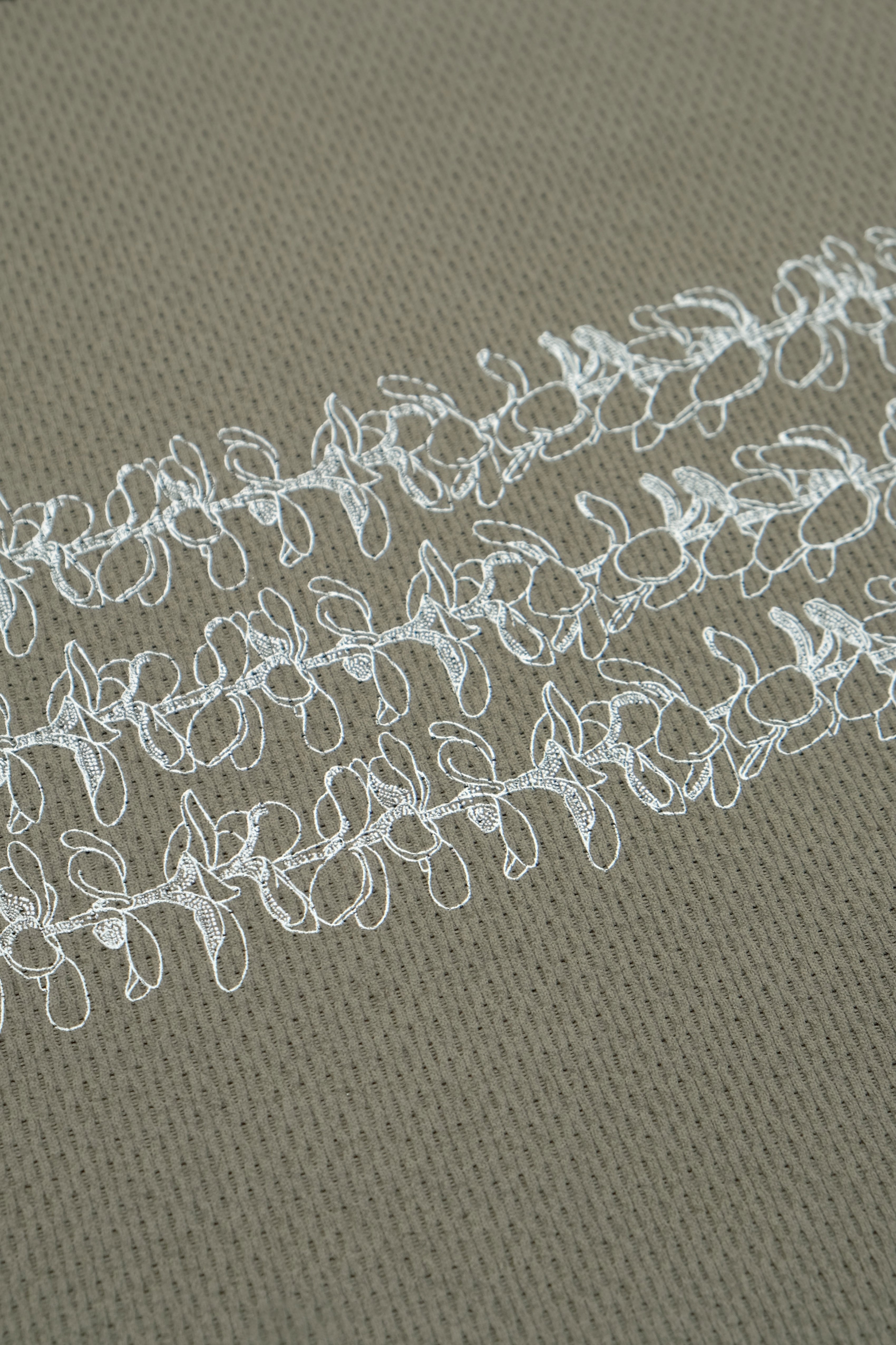 Honeycomb UPF Sleeveless - Triple Lei - Olive