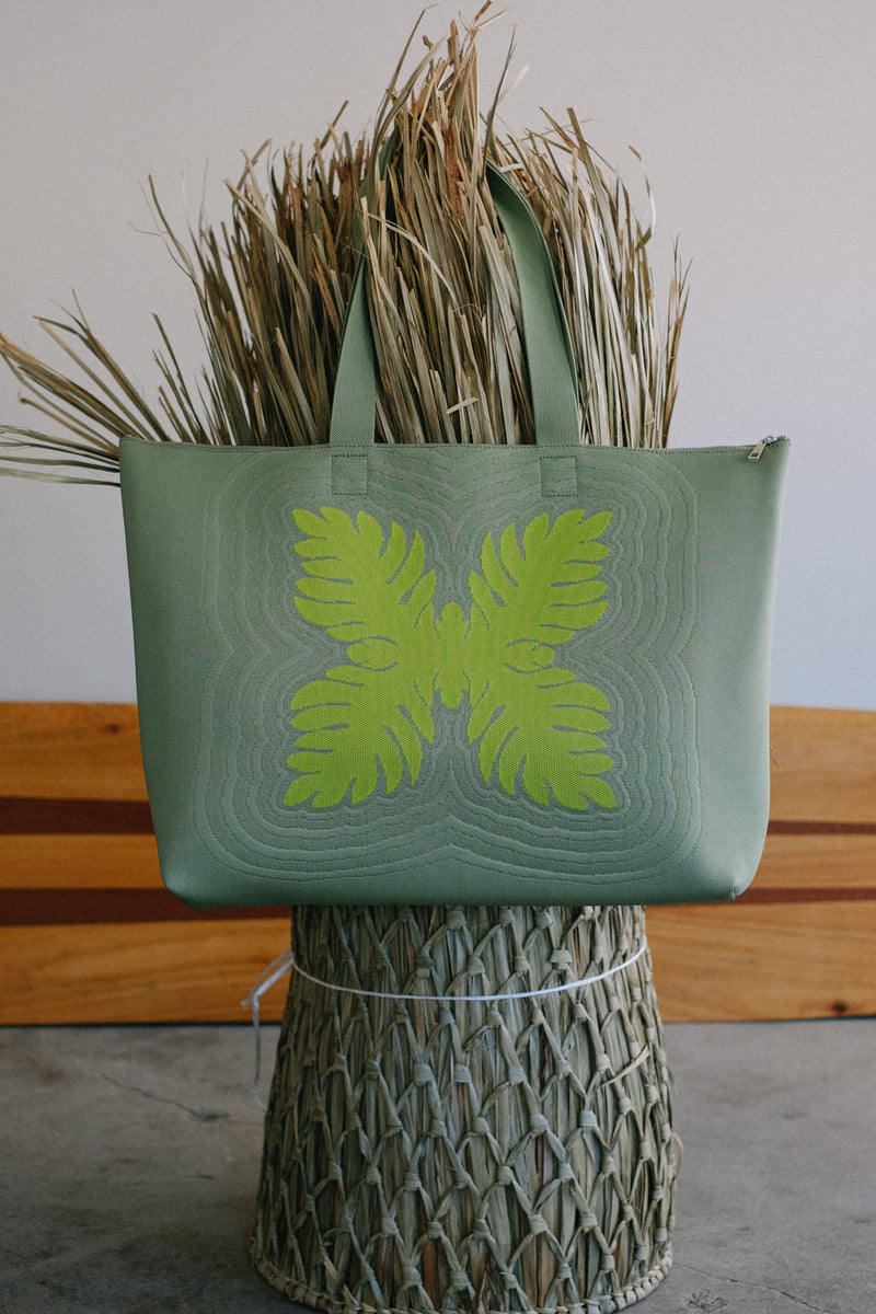 Jacquard Weekender Bag - Laua'e - Chartreuse