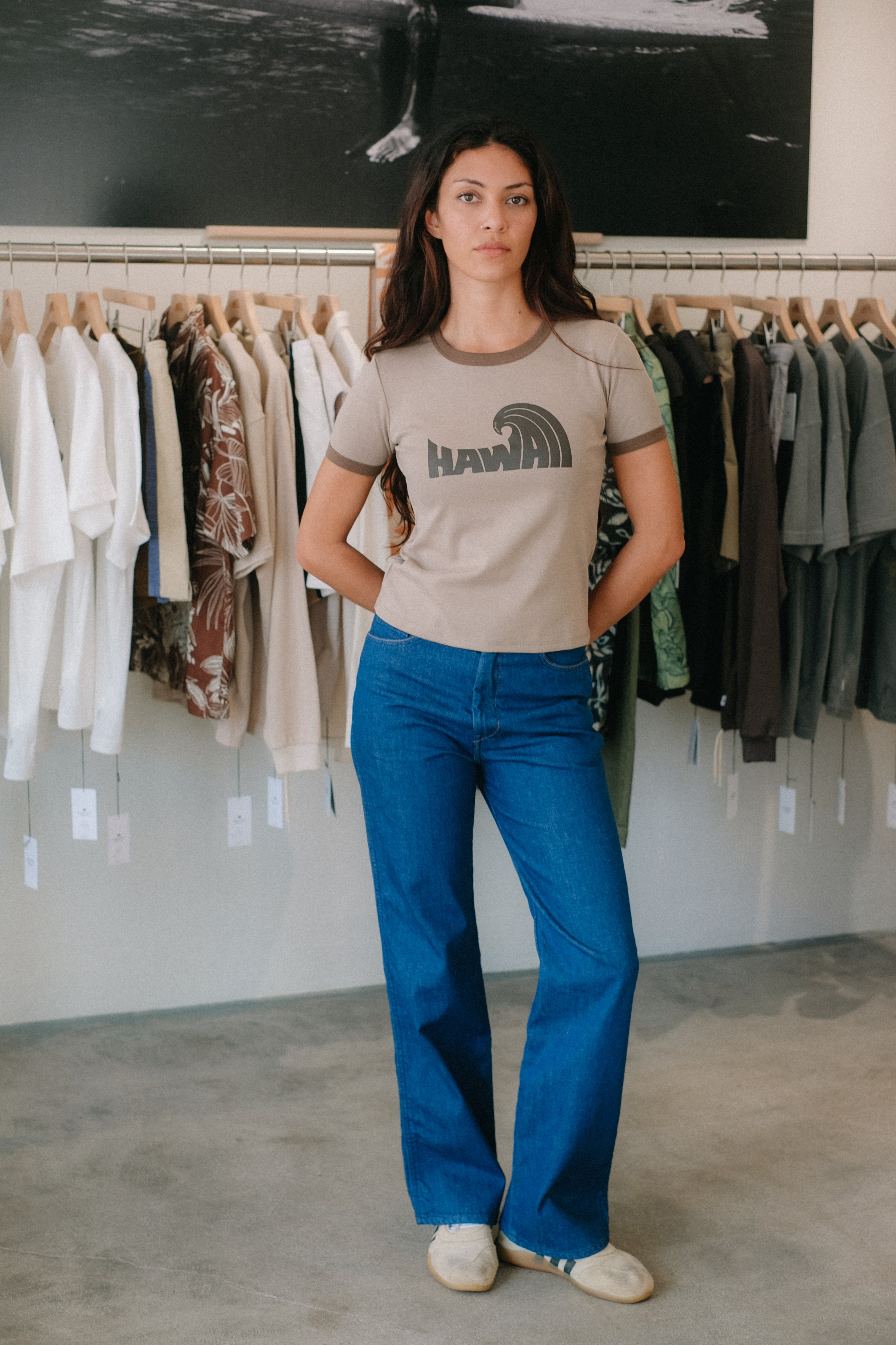 Women's T-Shirt - Hawaii Wave - Greige